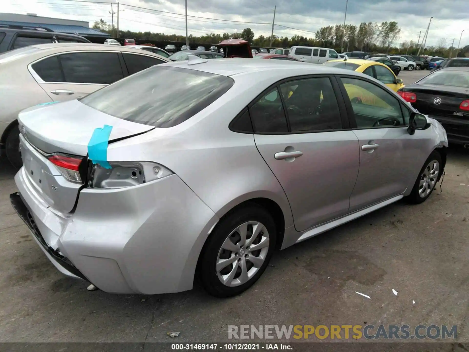 4 Photograph of a damaged car JTDEPMAE6MJ128343 TOYOTA COROLLA 2021