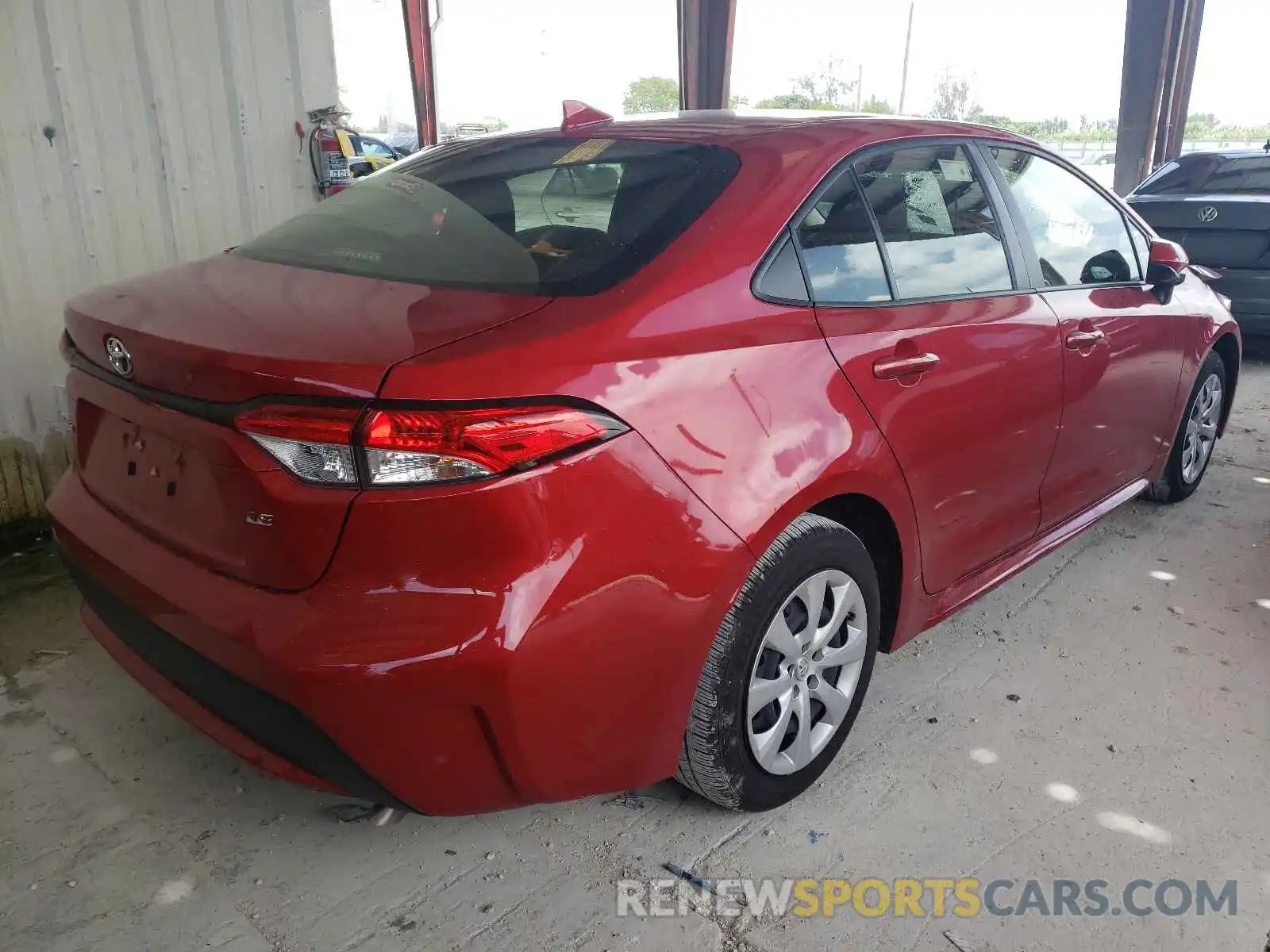 4 Photograph of a damaged car JTDEPMAE6MJ129976 TOYOTA COROLLA 2021