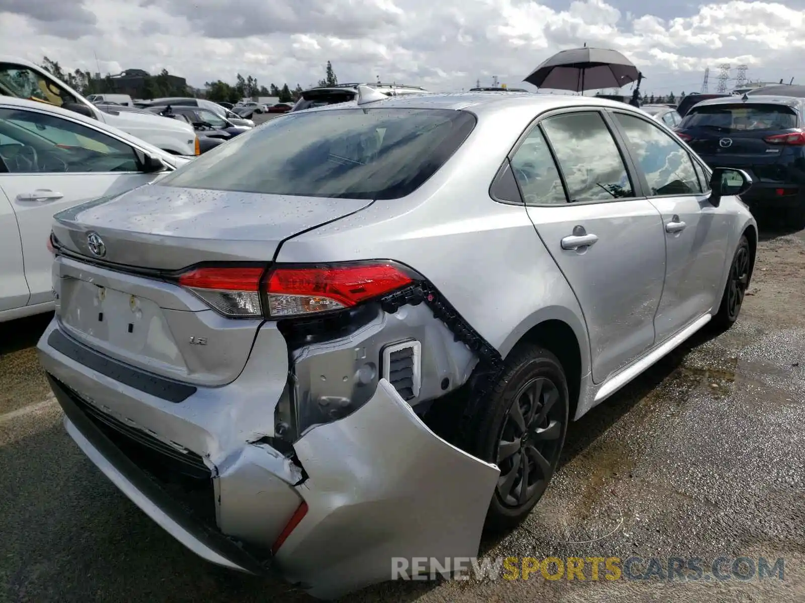 4 Photograph of a damaged car JTDEPMAE6MJ130142 TOYOTA COROLLA 2021