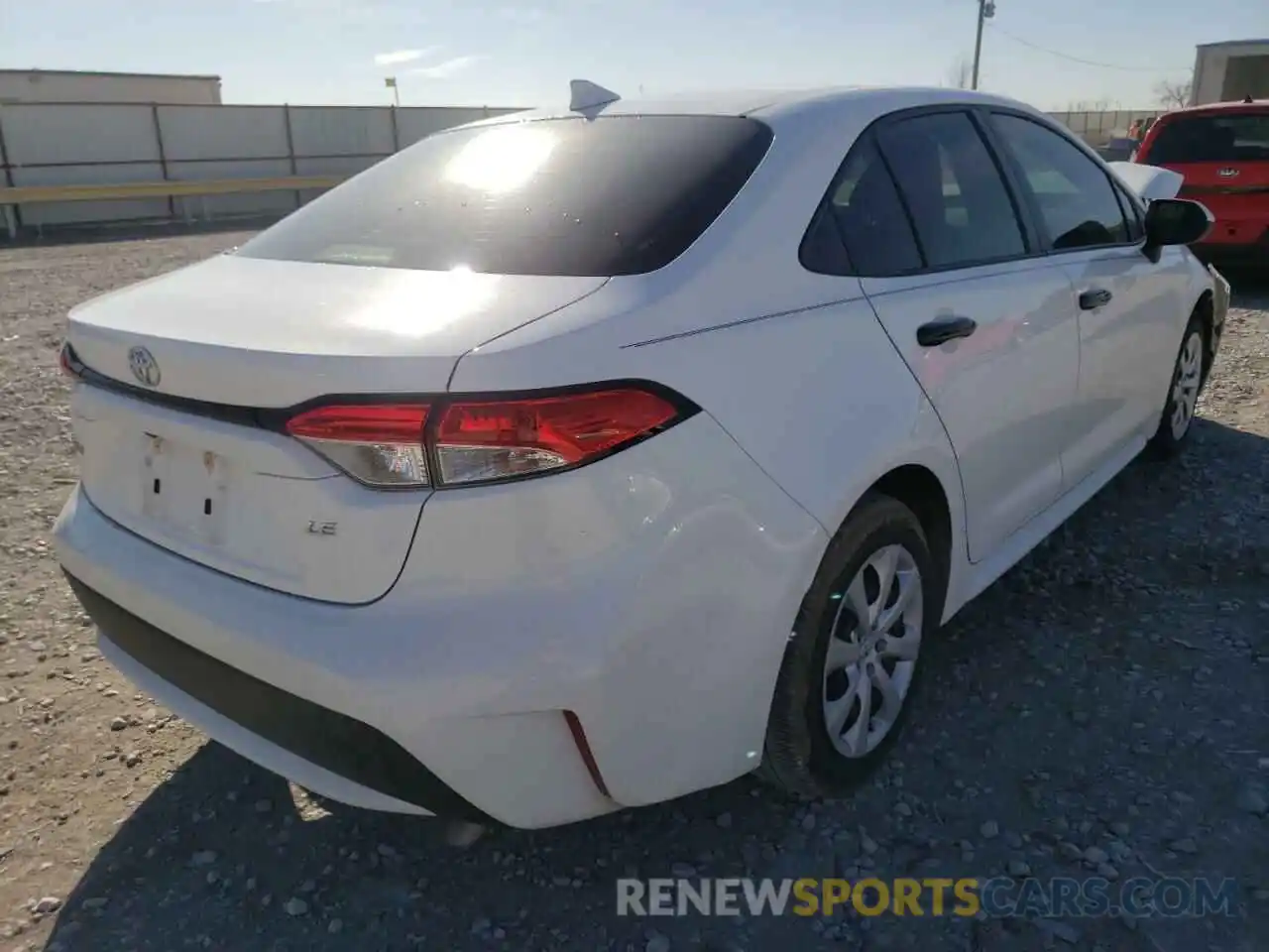 4 Photograph of a damaged car JTDEPMAE6MJ135535 TOYOTA COROLLA 2021