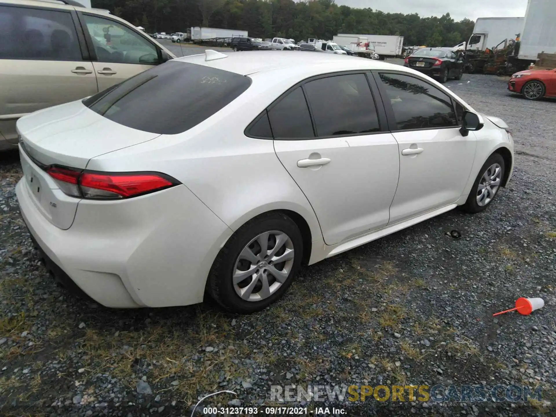 4 Photograph of a damaged car JTDEPMAE6MJ136264 TOYOTA COROLLA 2021