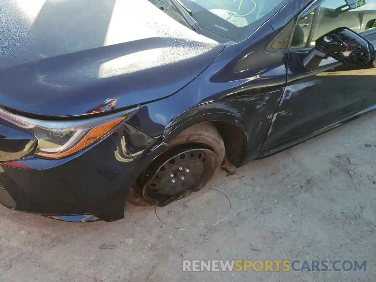 9 Photograph of a damaged car JTDEPMAE6MJ138323 TOYOTA COROLLA 2021