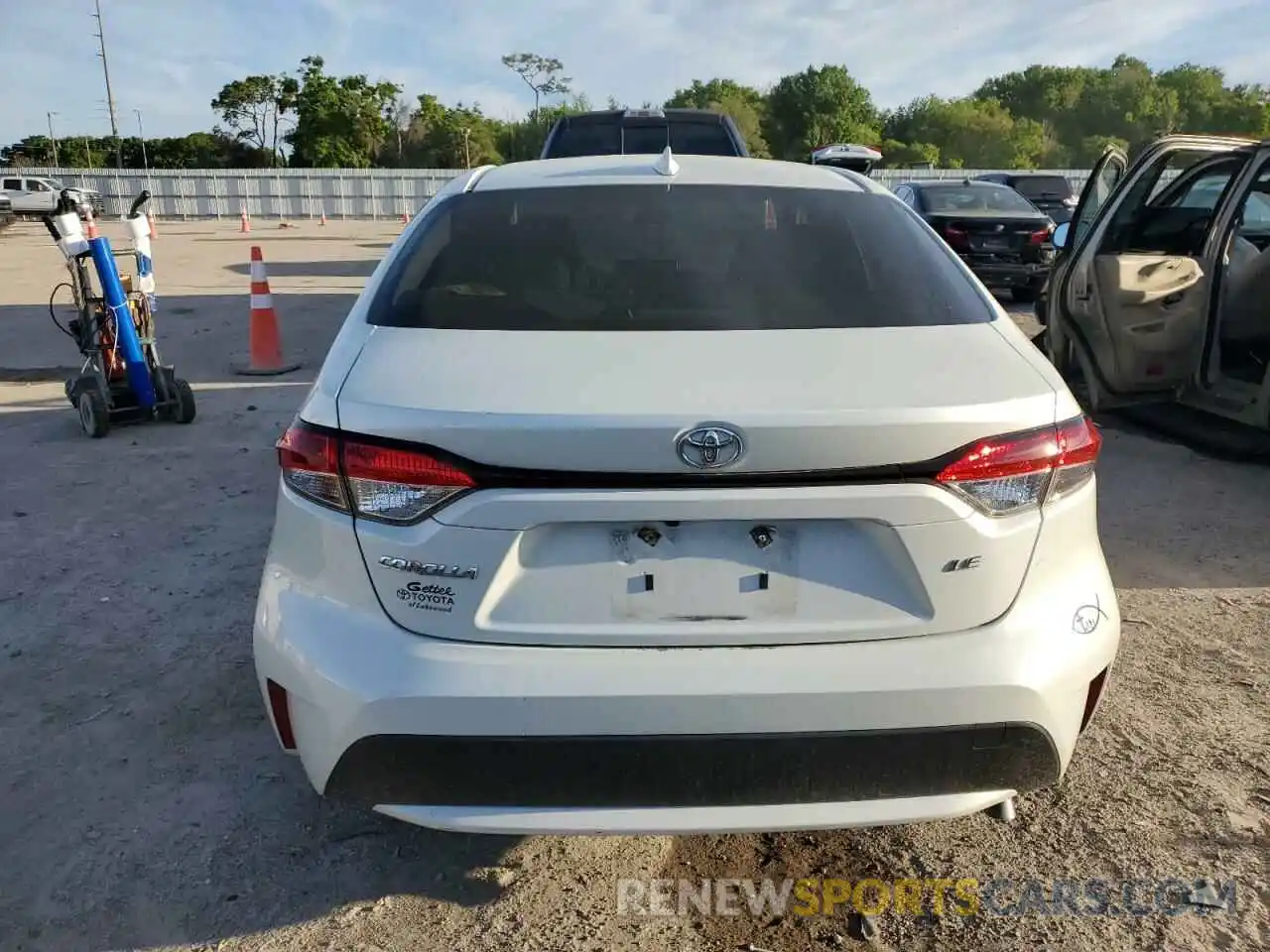 6 Photograph of a damaged car JTDEPMAE6MJ140363 TOYOTA COROLLA 2021