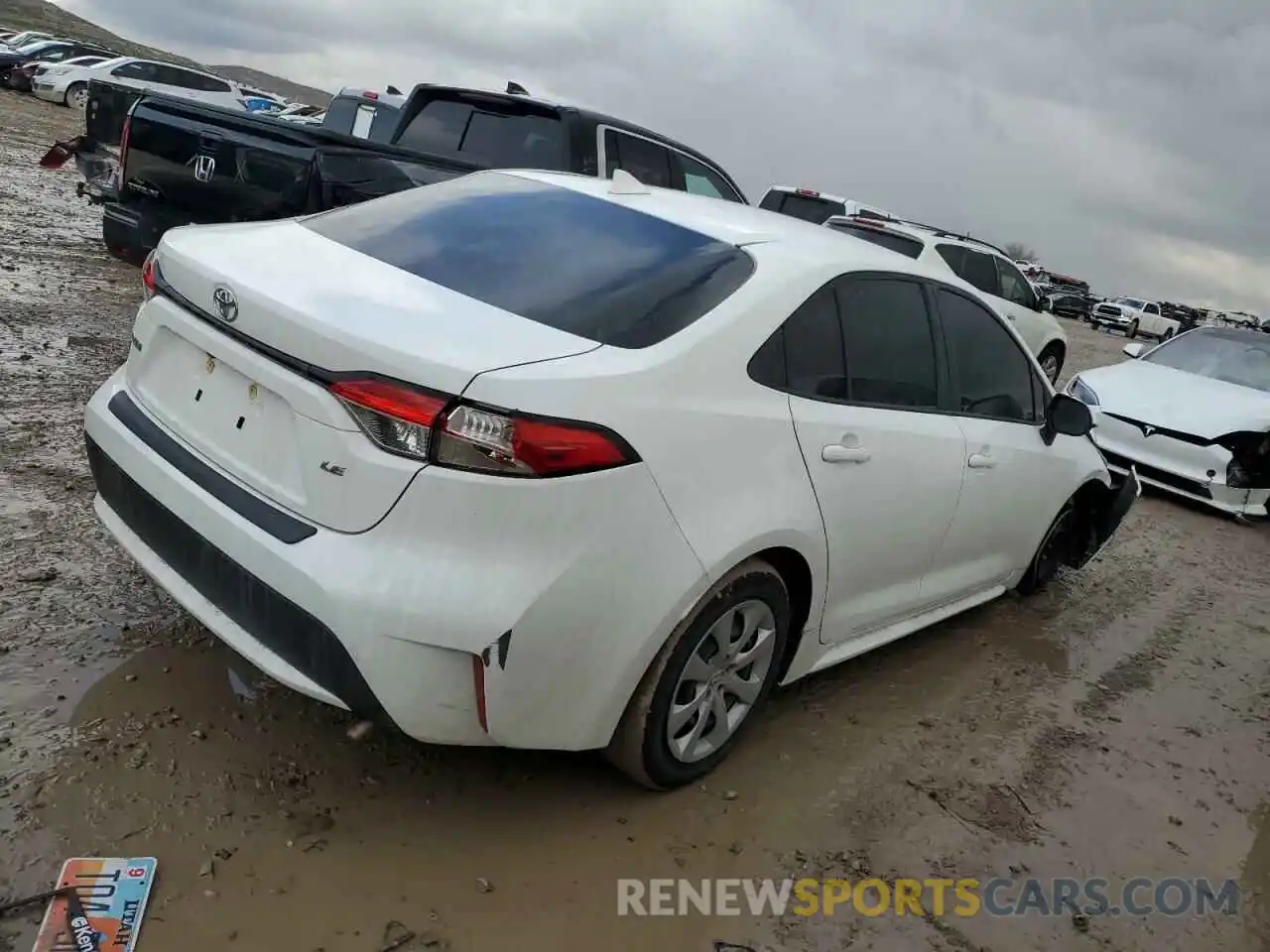 3 Photograph of a damaged car JTDEPMAE6MJ142226 TOYOTA COROLLA 2021