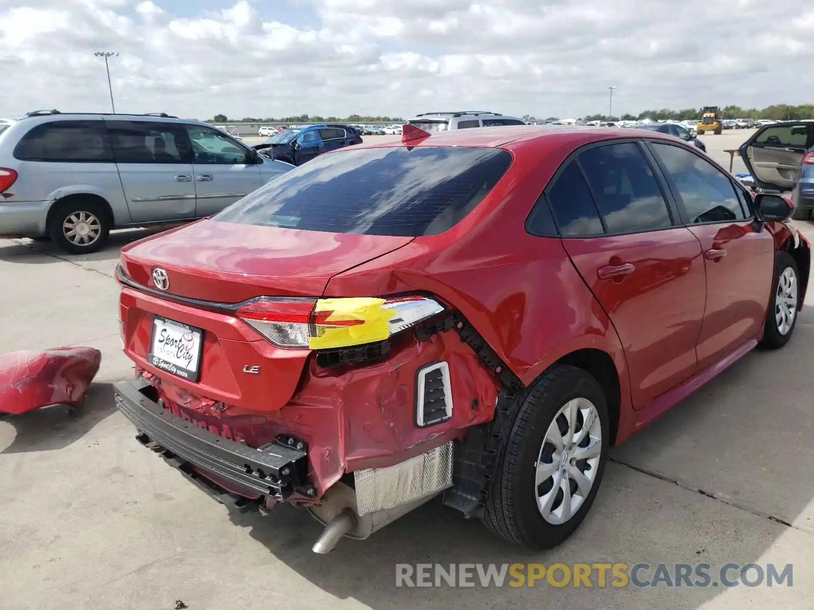 4 Photograph of a damaged car JTDEPMAE6MJ149953 TOYOTA COROLLA 2021