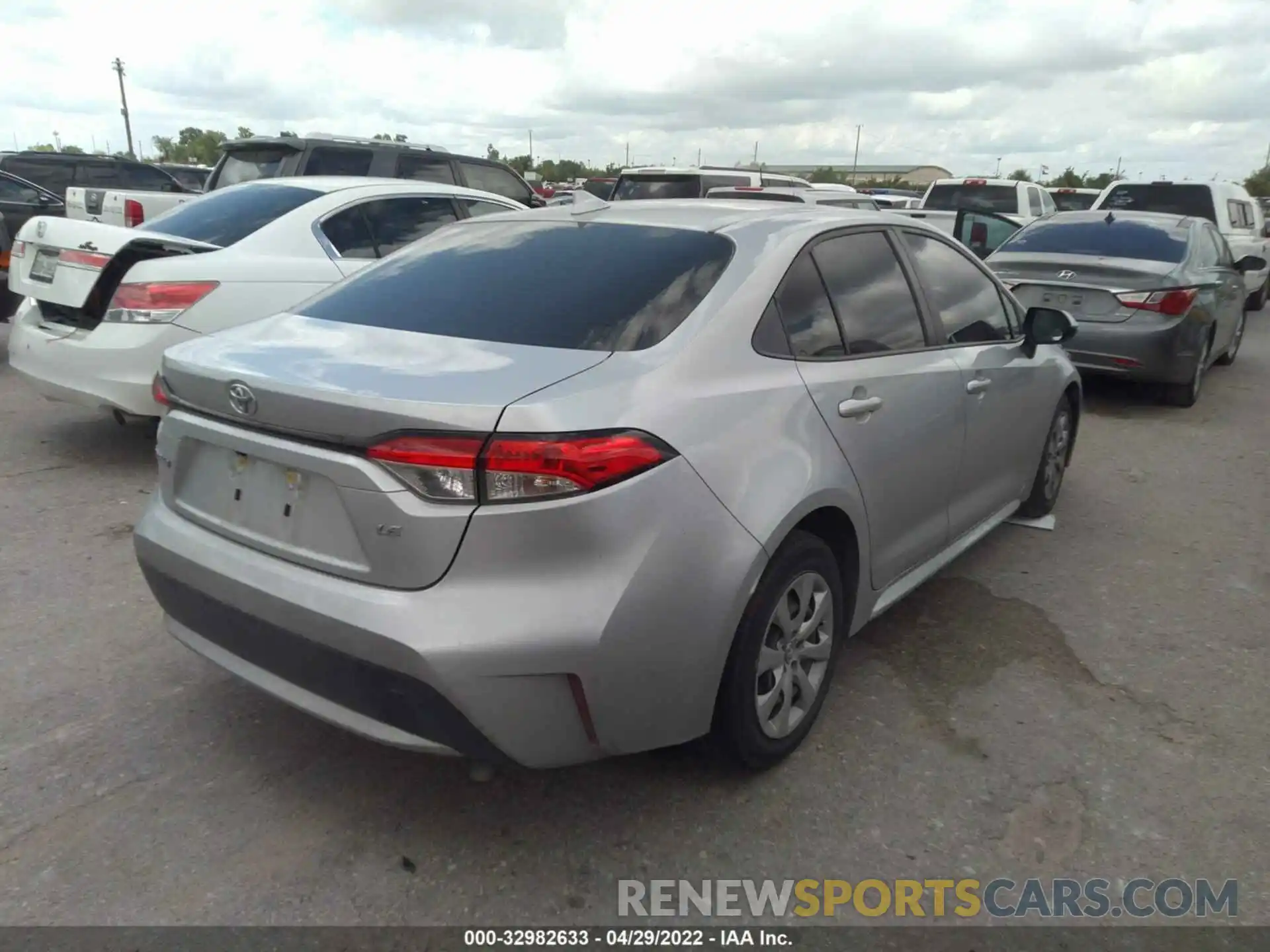 4 Photograph of a damaged car JTDEPMAE6MJ154960 TOYOTA COROLLA 2021