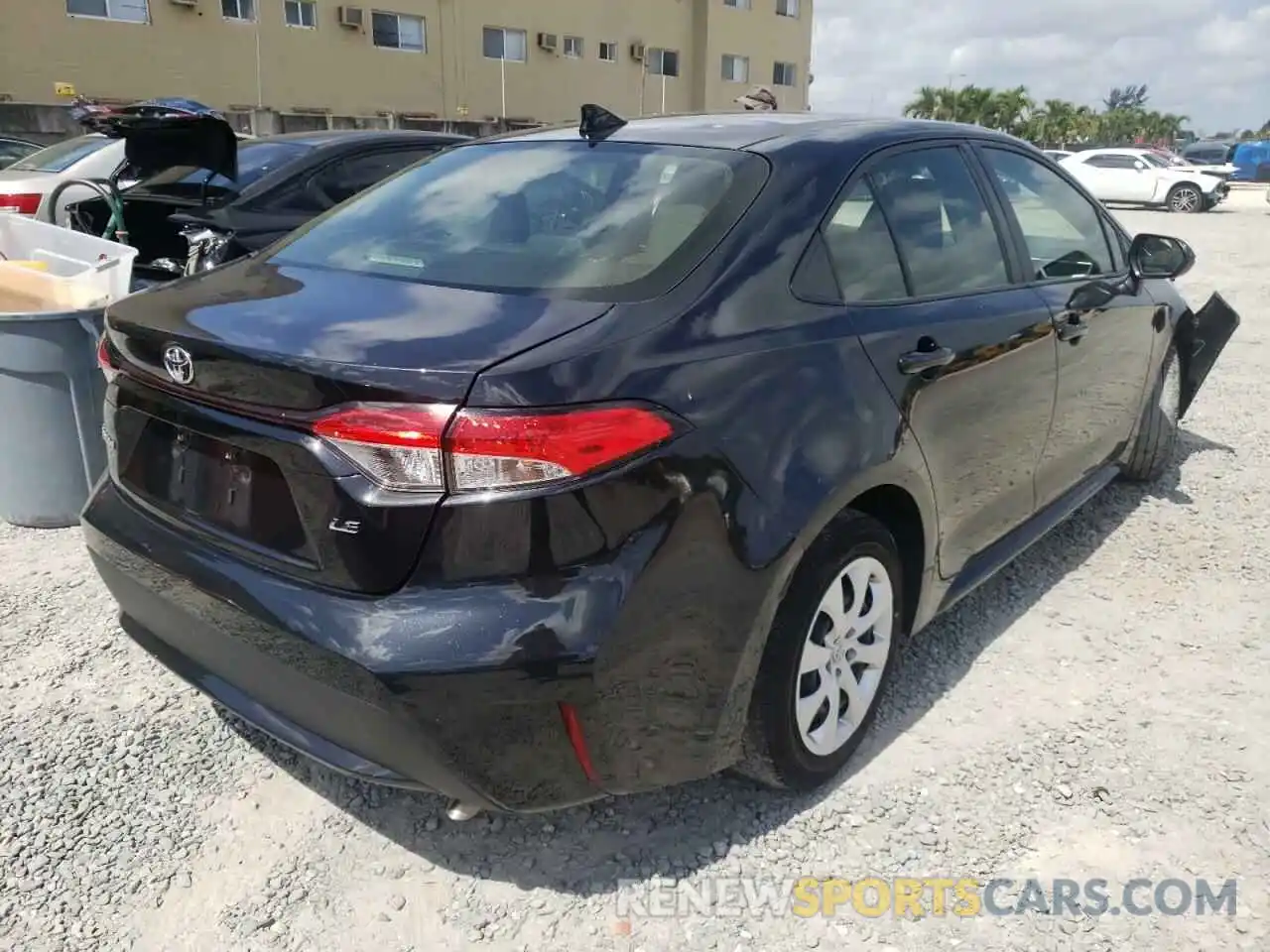 4 Photograph of a damaged car JTDEPMAE6MJ155249 TOYOTA COROLLA 2021