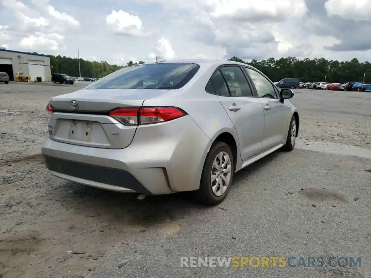 4 Photograph of a damaged car JTDEPMAE6MJ155266 TOYOTA COROLLA 2021