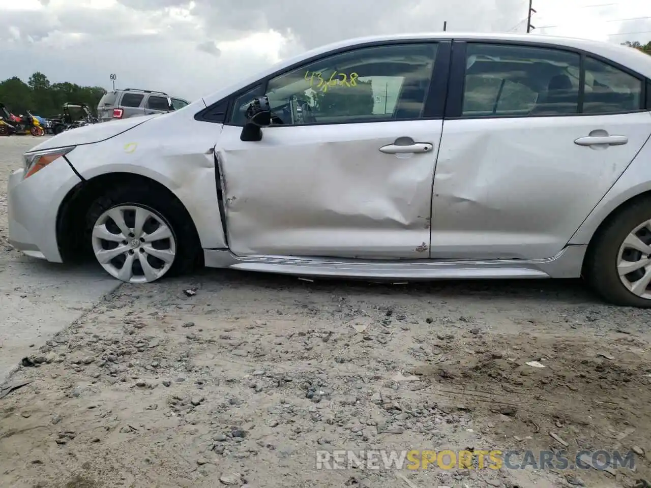 9 Photograph of a damaged car JTDEPMAE6MJ155266 TOYOTA COROLLA 2021