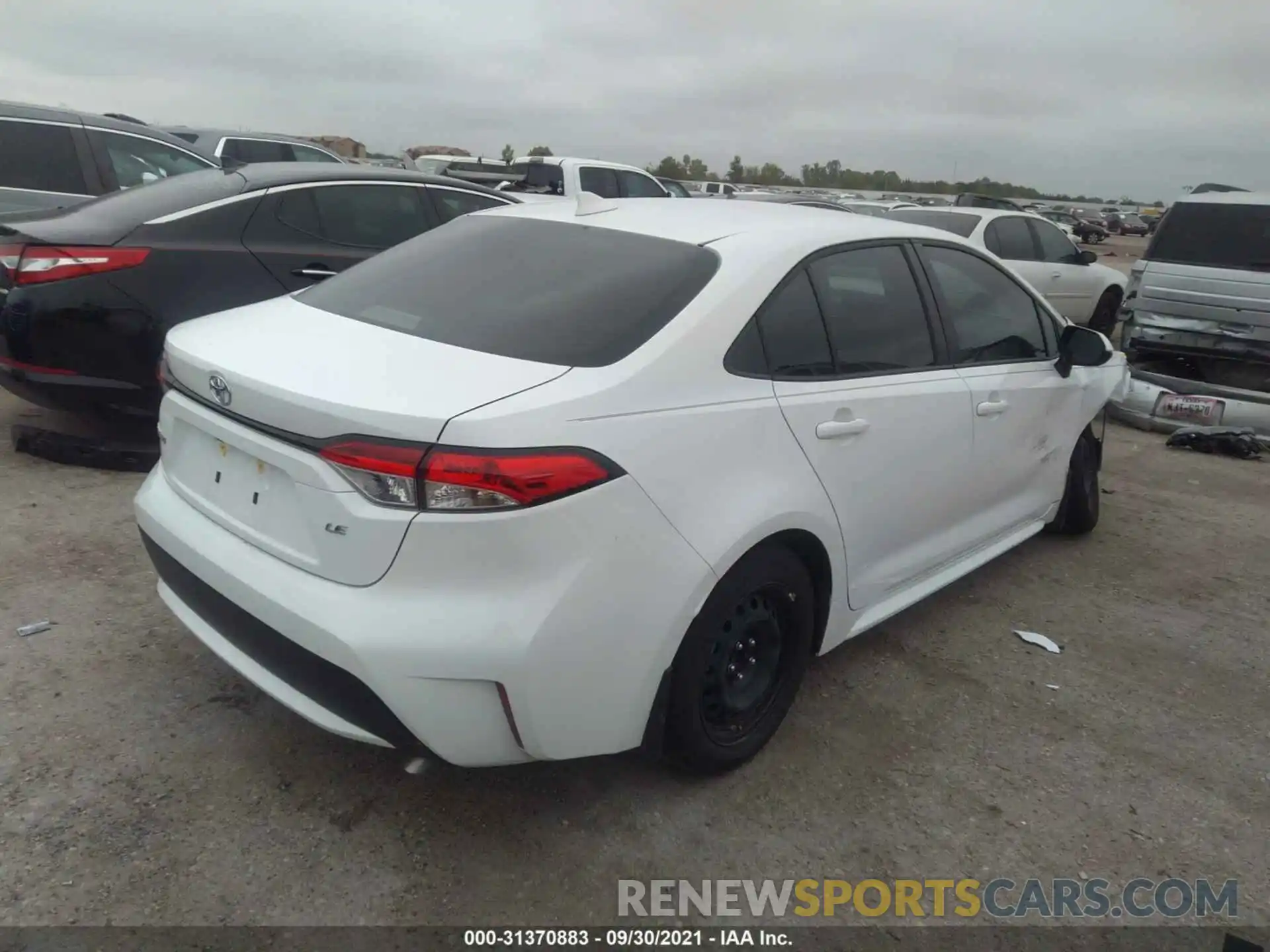 4 Photograph of a damaged car JTDEPMAE6MJ157325 TOYOTA COROLLA 2021