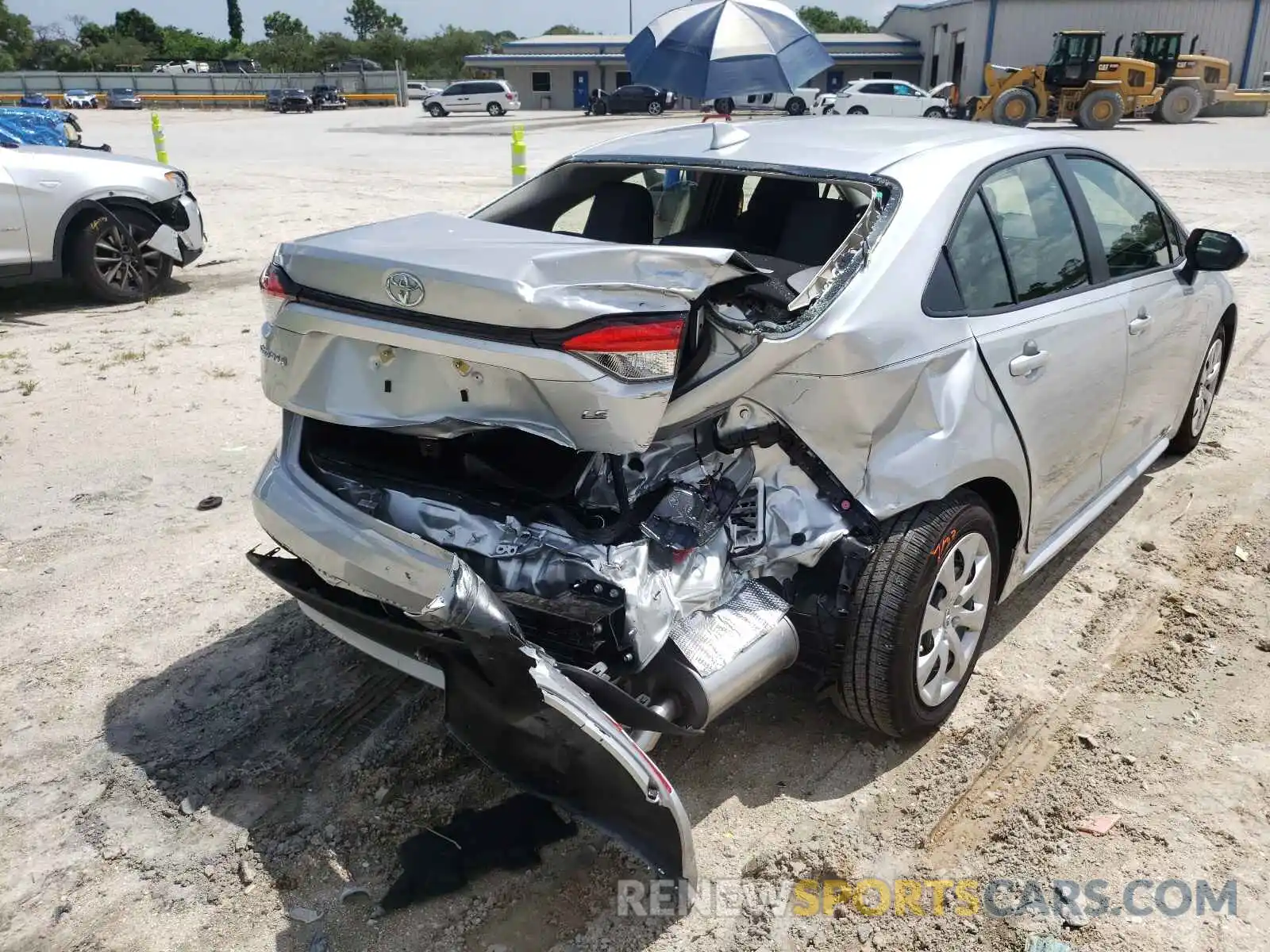 4 Photograph of a damaged car JTDEPMAE6MJ162993 TOYOTA COROLLA 2021