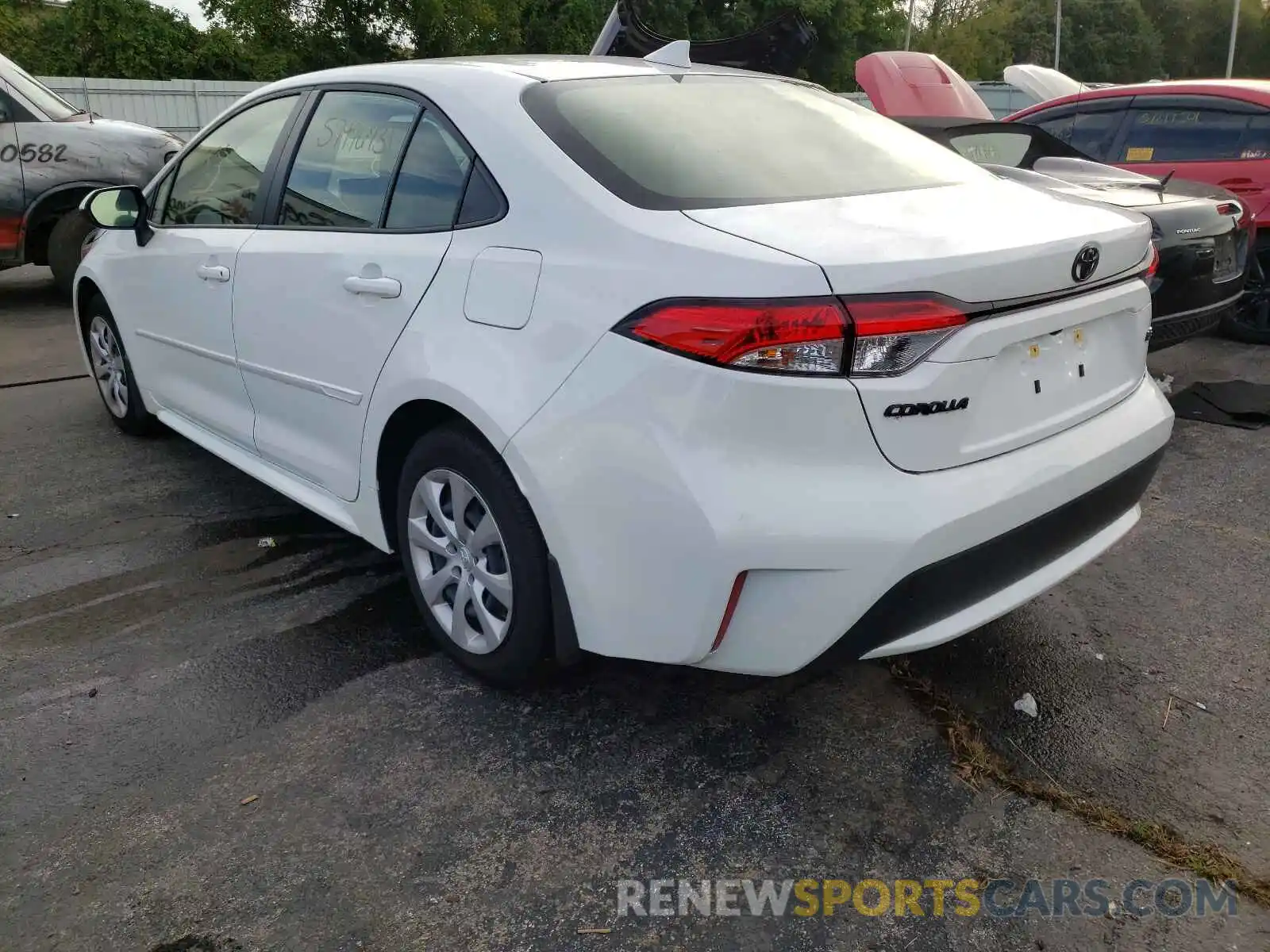 3 Photograph of a damaged car JTDEPMAE6MJ175369 TOYOTA COROLLA 2021