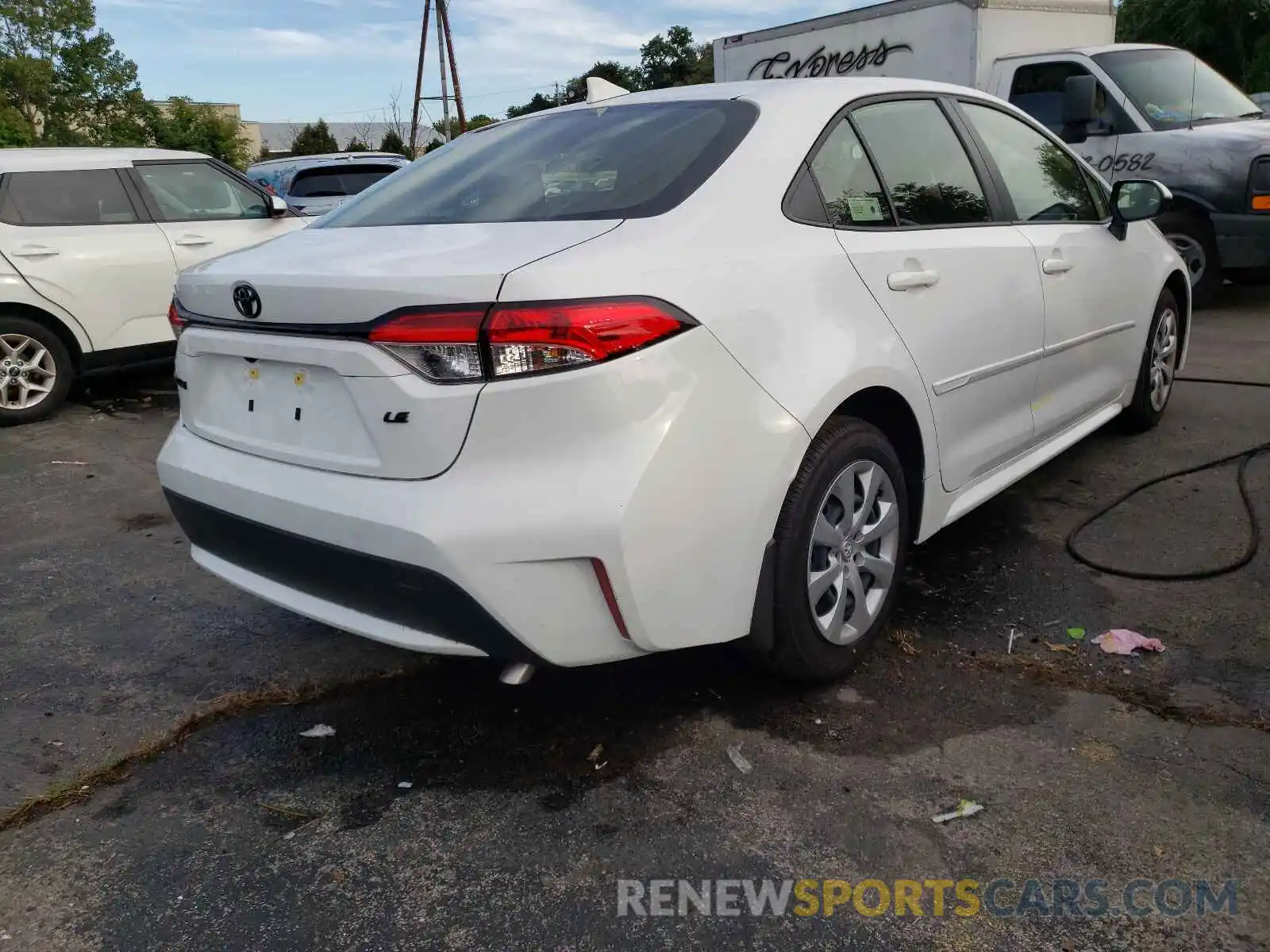 4 Photograph of a damaged car JTDEPMAE6MJ175369 TOYOTA COROLLA 2021