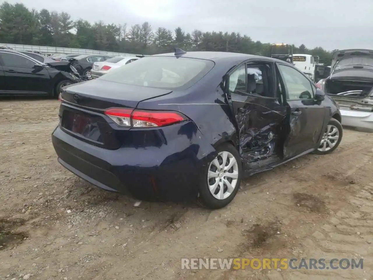 4 Photograph of a damaged car JTDEPMAE6MJ181396 TOYOTA COROLLA 2021