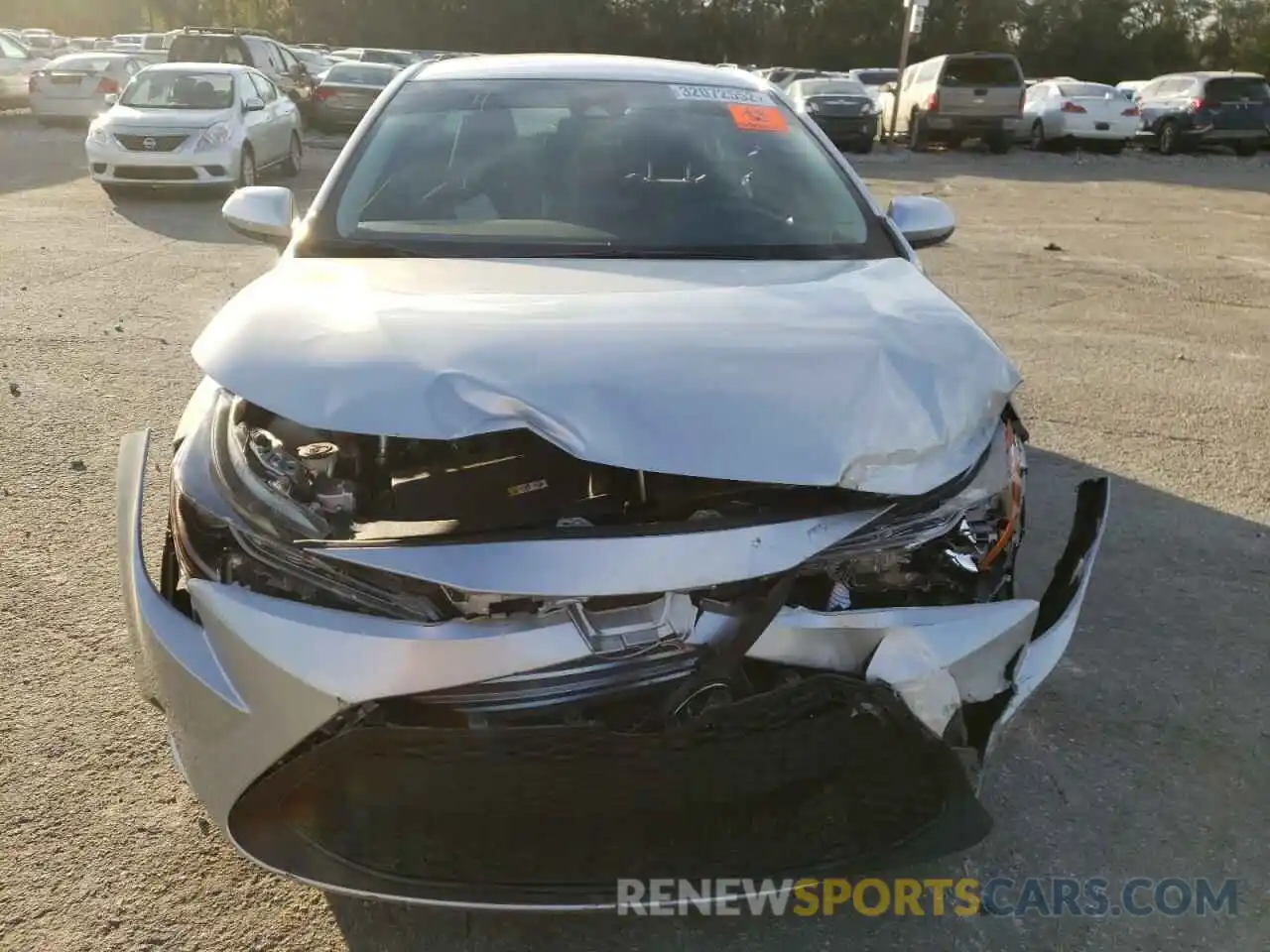 9 Photograph of a damaged car JTDEPMAE7MJ118128 TOYOTA COROLLA 2021