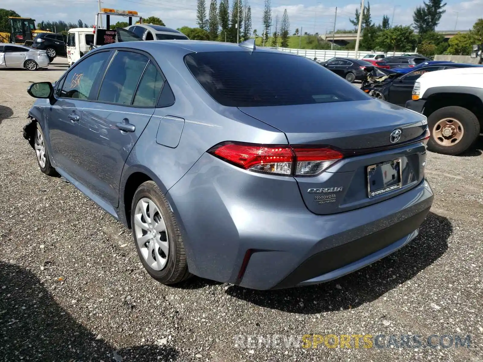 3 Photograph of a damaged car JTDEPMAE7MJ124088 TOYOTA COROLLA 2021