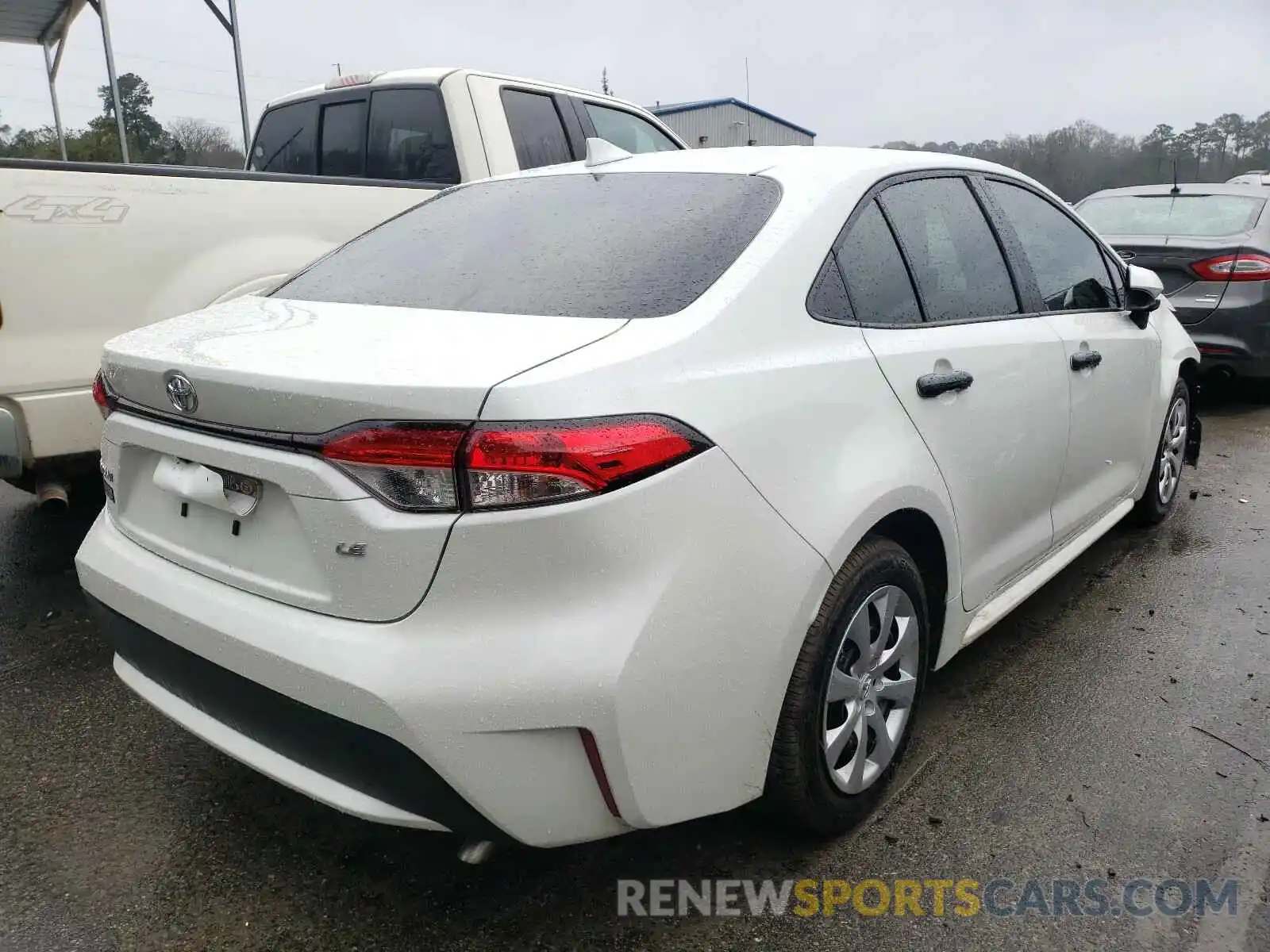 4 Photograph of a damaged car JTDEPMAE7MJ127167 TOYOTA COROLLA 2021