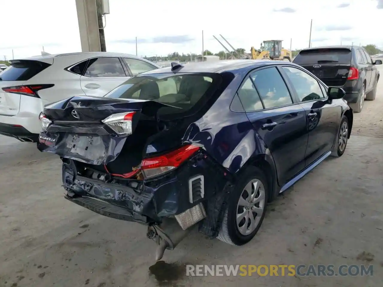 4 Photograph of a damaged car JTDEPMAE7MJ130862 TOYOTA COROLLA 2021