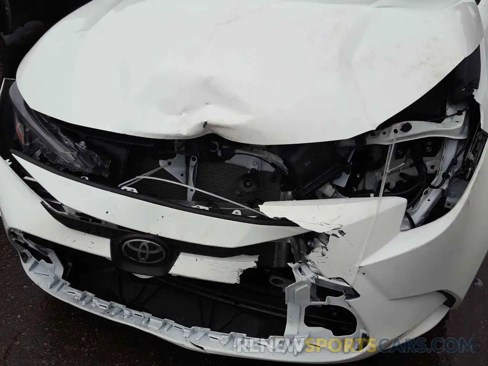 9 Photograph of a damaged car JTDEPMAE7MJ131283 TOYOTA COROLLA 2021