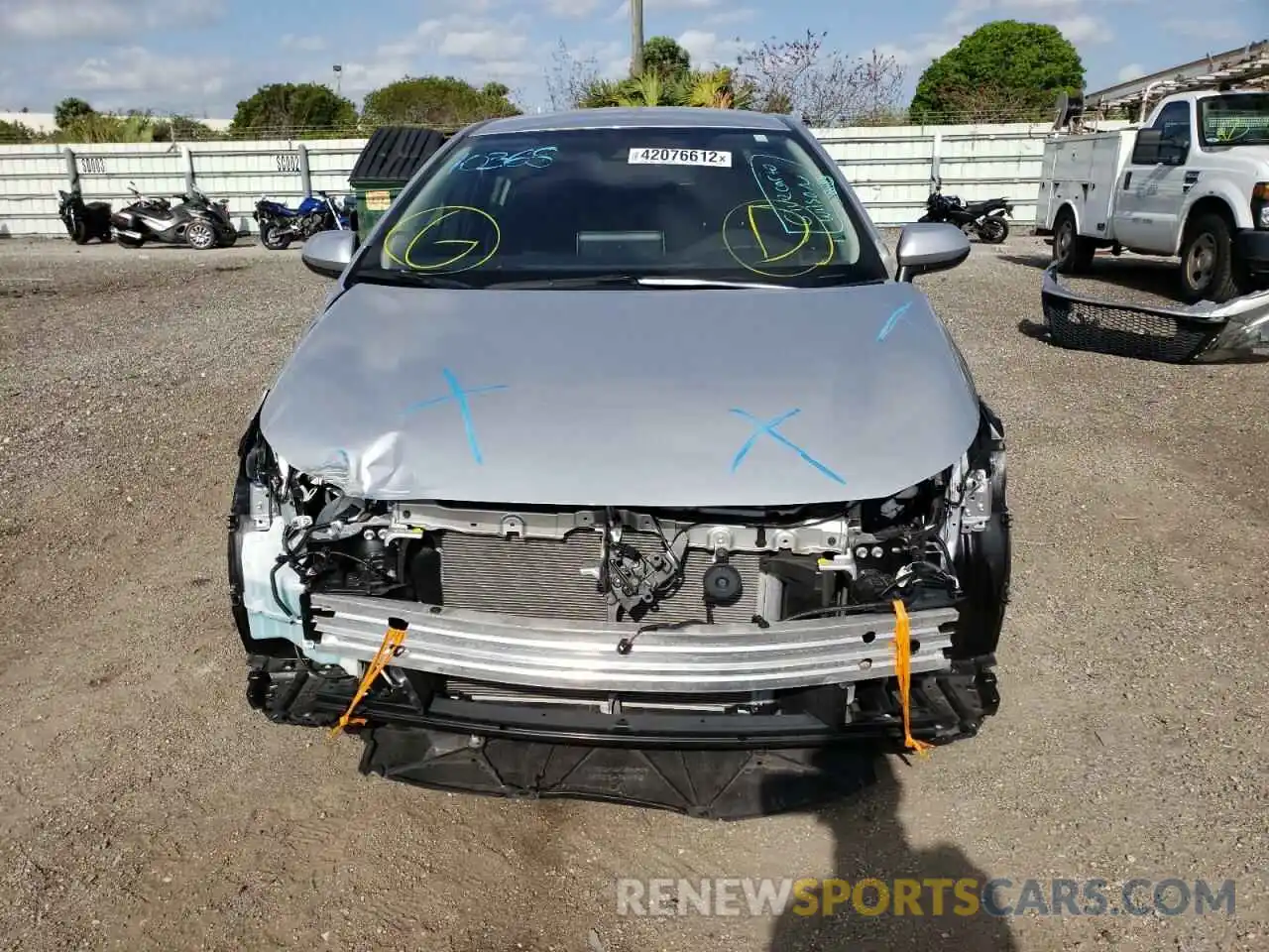 9 Photograph of a damaged car JTDEPMAE7MJ131817 TOYOTA COROLLA 2021