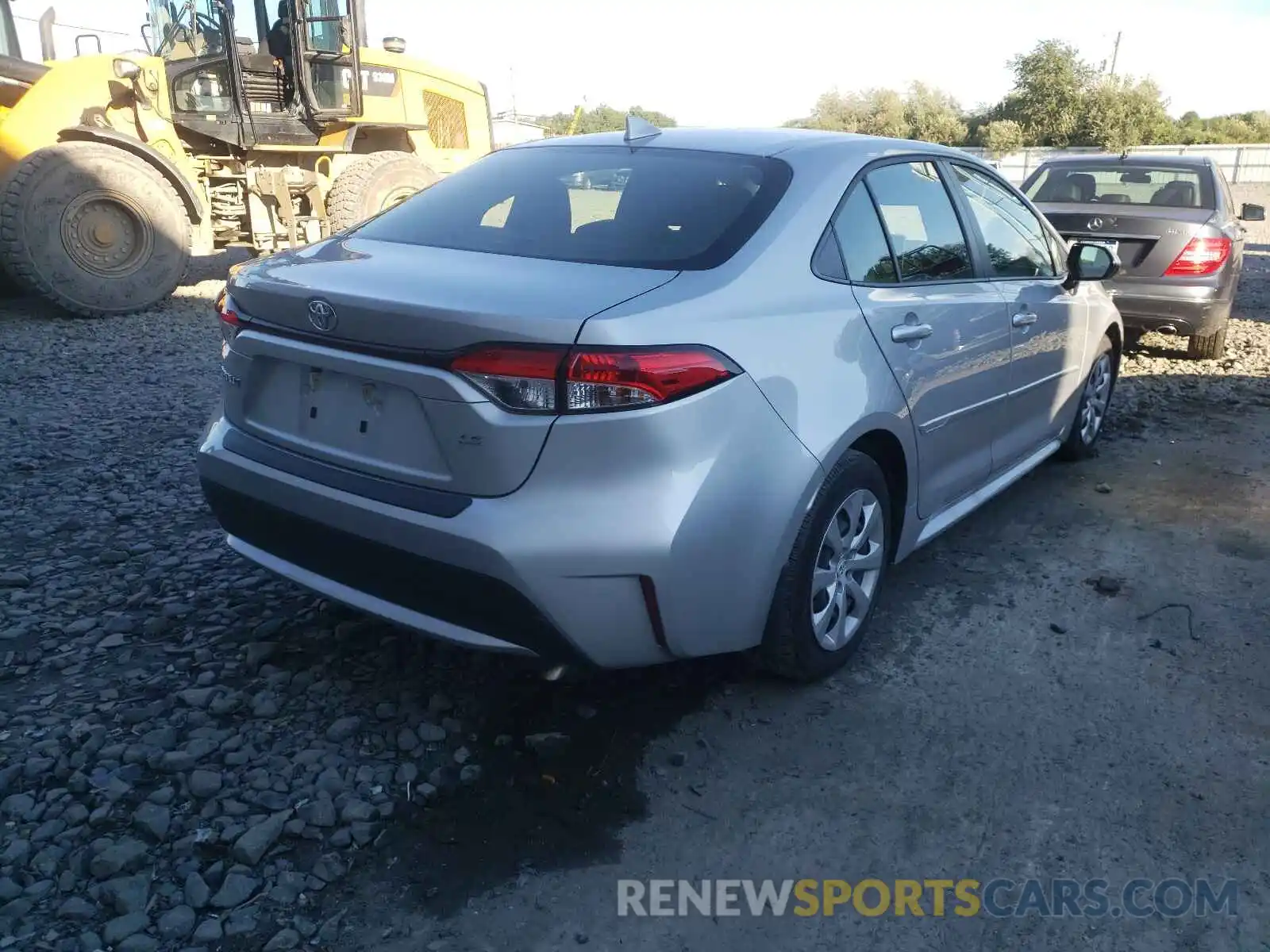 4 Photograph of a damaged car JTDEPMAE7MJ134054 TOYOTA COROLLA 2021