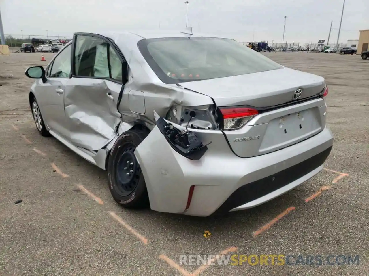 3 Photograph of a damaged car JTDEPMAE7MJ138153 TOYOTA COROLLA 2021