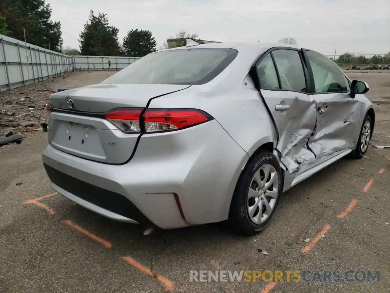 4 Photograph of a damaged car JTDEPMAE7MJ138153 TOYOTA COROLLA 2021