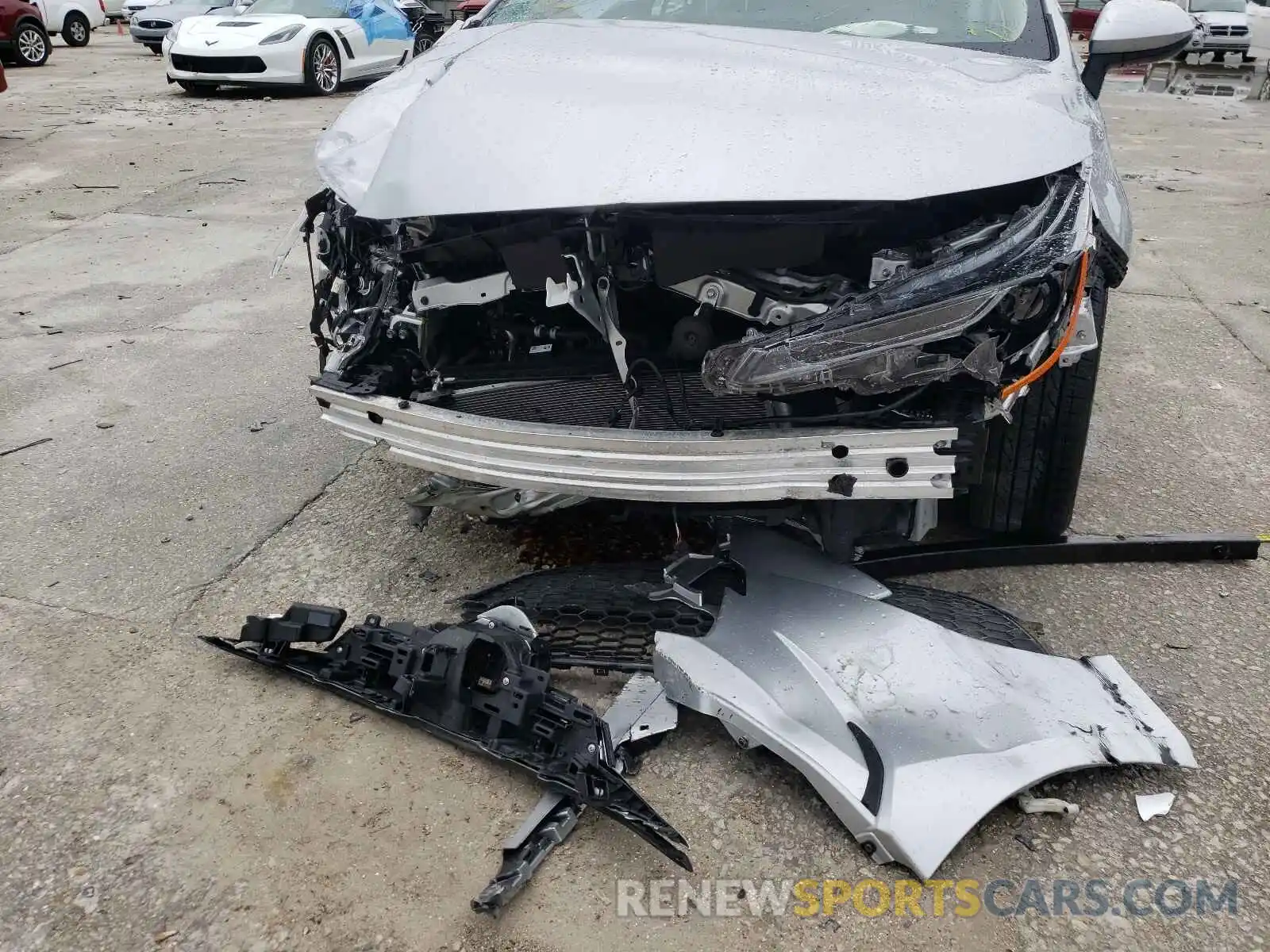 9 Photograph of a damaged car JTDEPMAE7MJ138833 TOYOTA COROLLA 2021