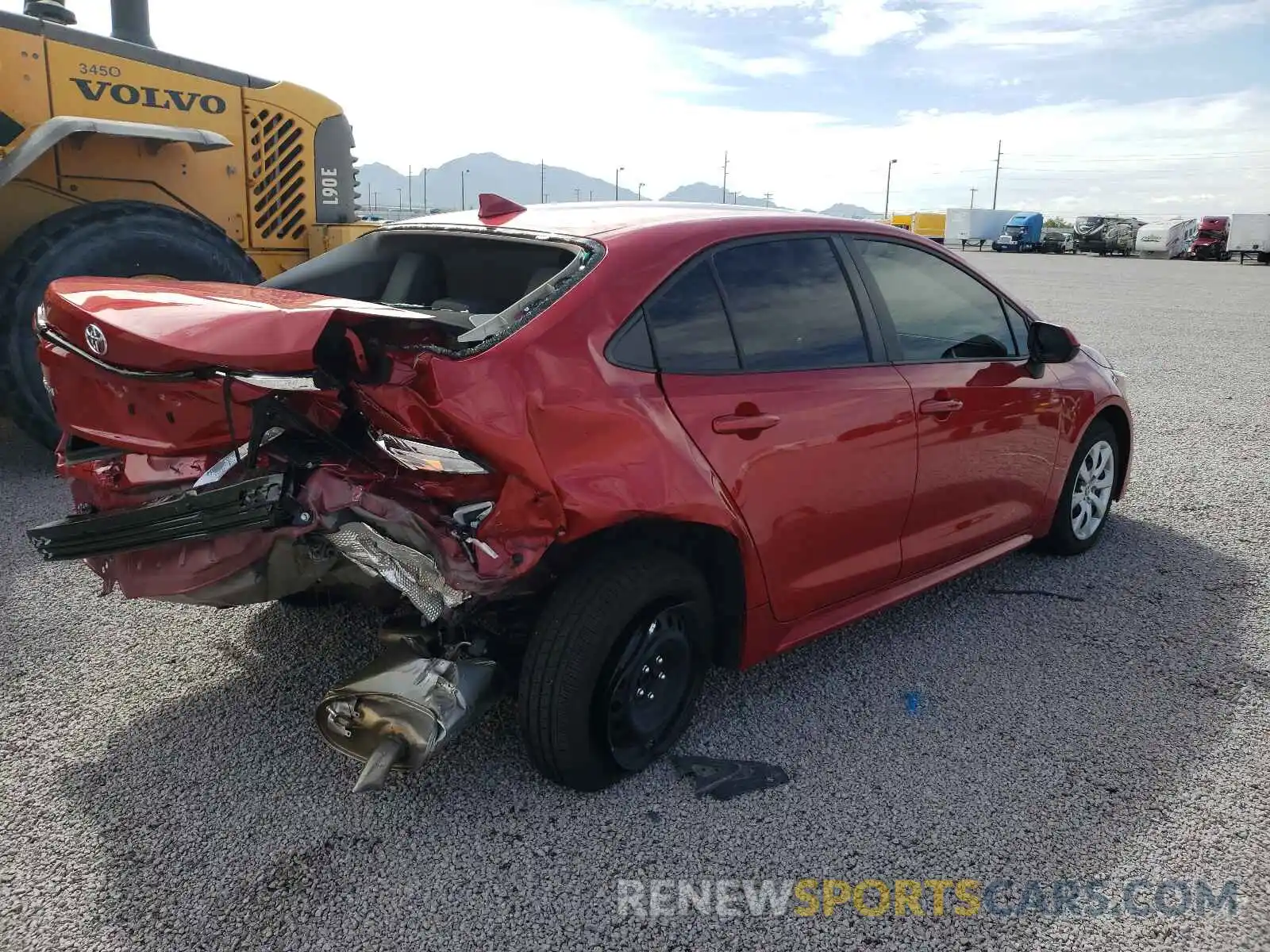 4 Photograph of a damaged car JTDEPMAE7MJ175820 TOYOTA COROLLA 2021