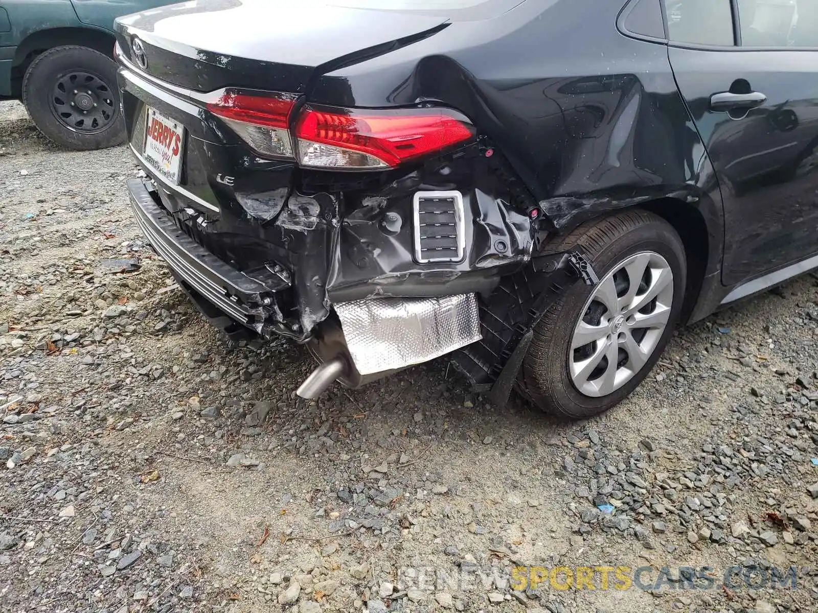 9 Photograph of a damaged car JTDEPMAE7MJ183013 TOYOTA COROLLA 2021