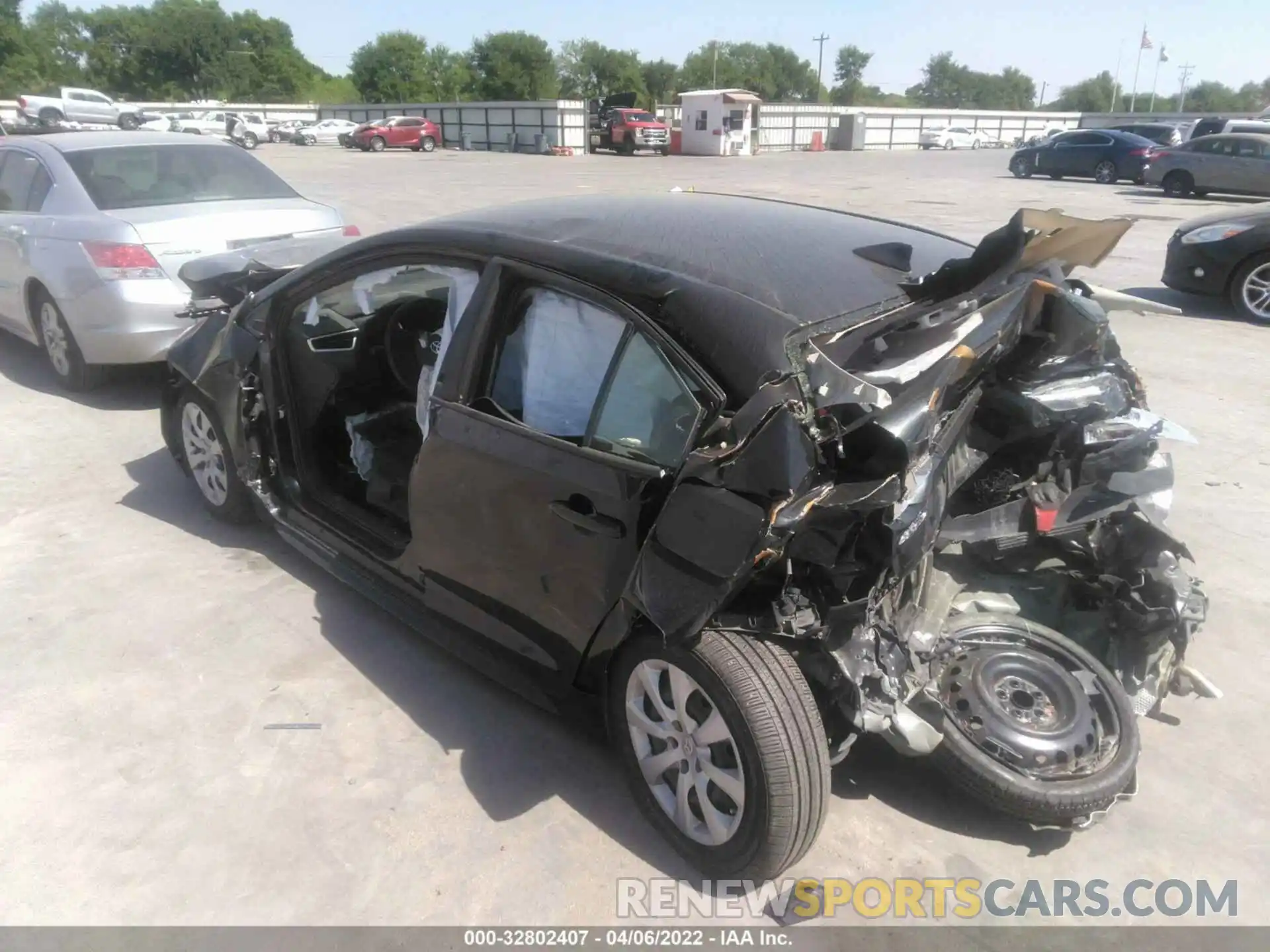 3 Photograph of a damaged car JTDEPMAE7MJ183058 TOYOTA COROLLA 2021