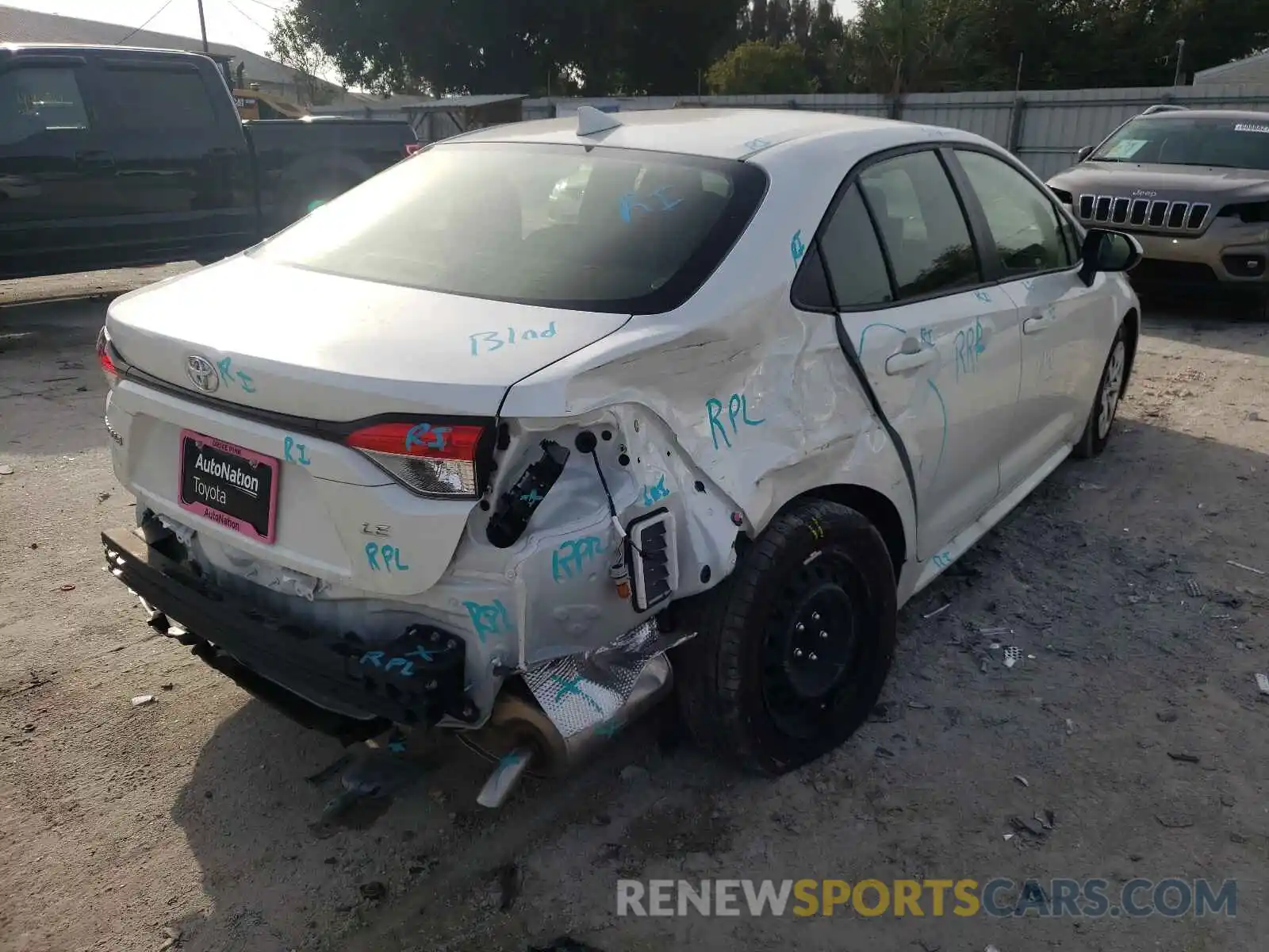 4 Photograph of a damaged car JTDEPMAE7MJ186977 TOYOTA COROLLA 2021