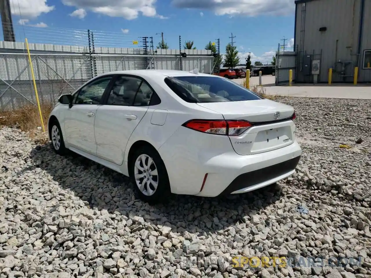 3 Photograph of a damaged car JTDEPMAE8MJ119319 TOYOTA COROLLA 2021