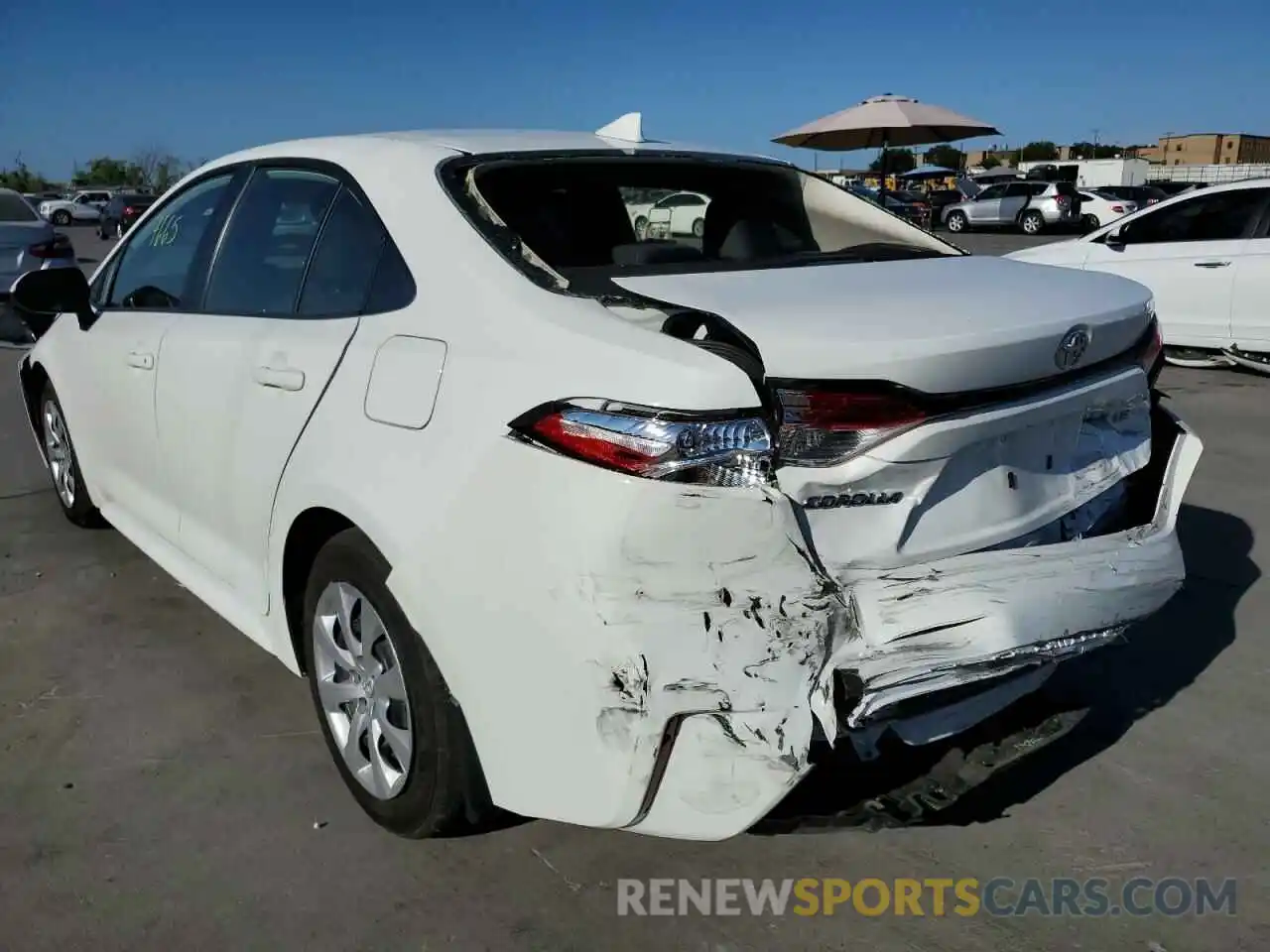 3 Photograph of a damaged car JTDEPMAE8MJ121944 TOYOTA COROLLA 2021