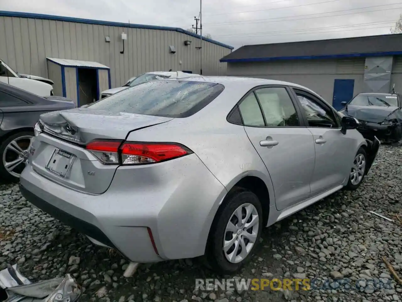 4 Photograph of a damaged car JTDEPMAE8MJ124990 TOYOTA COROLLA 2021