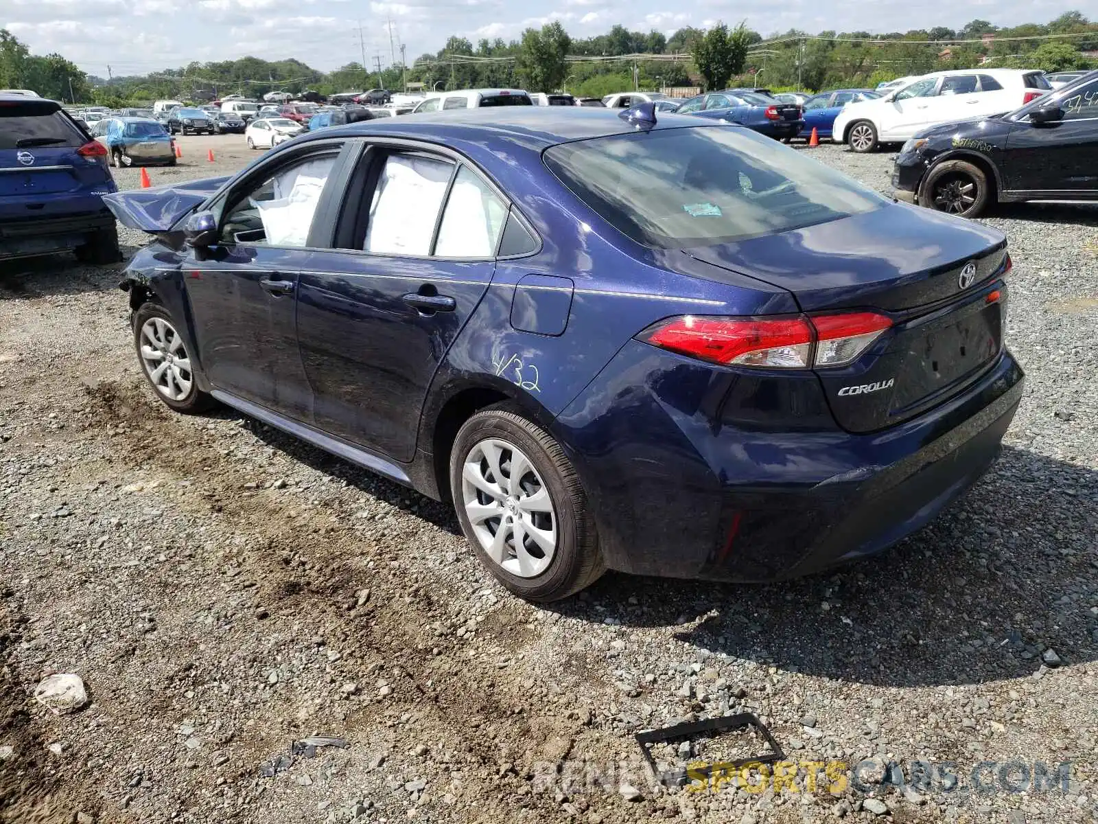 3 Photograph of a damaged car JTDEPMAE8MJ128229 TOYOTA COROLLA 2021