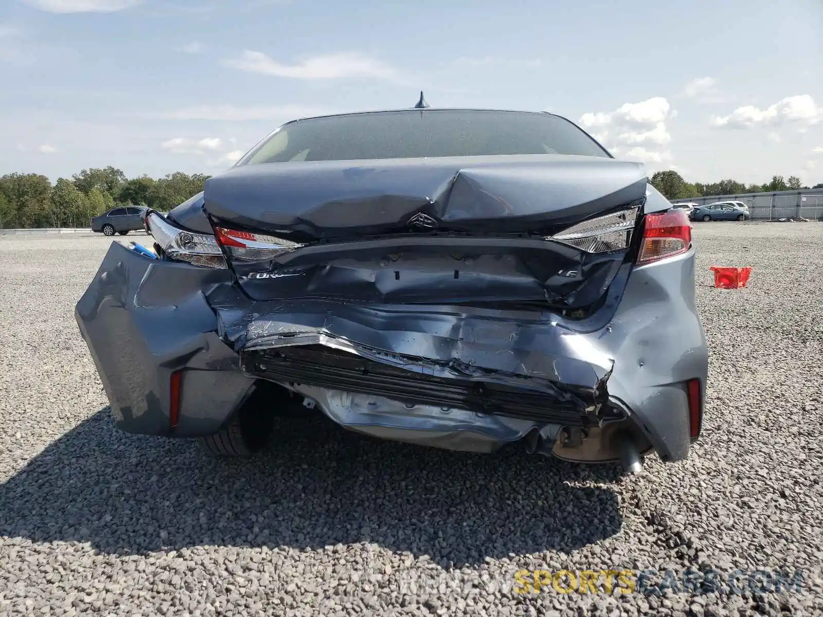 9 Photograph of a damaged car JTDEPMAE8MJ128943 TOYOTA COROLLA 2021