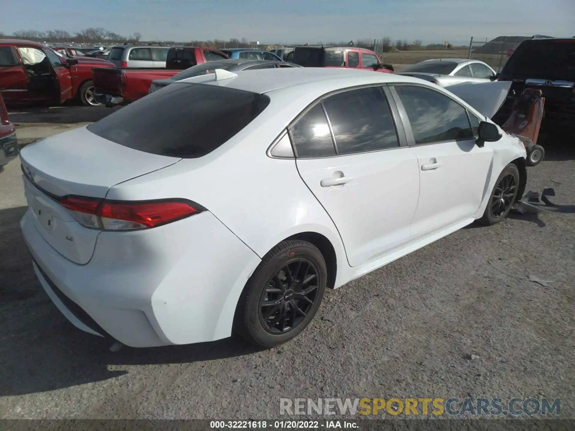 4 Photograph of a damaged car JTDEPMAE8MJ130028 TOYOTA COROLLA 2021