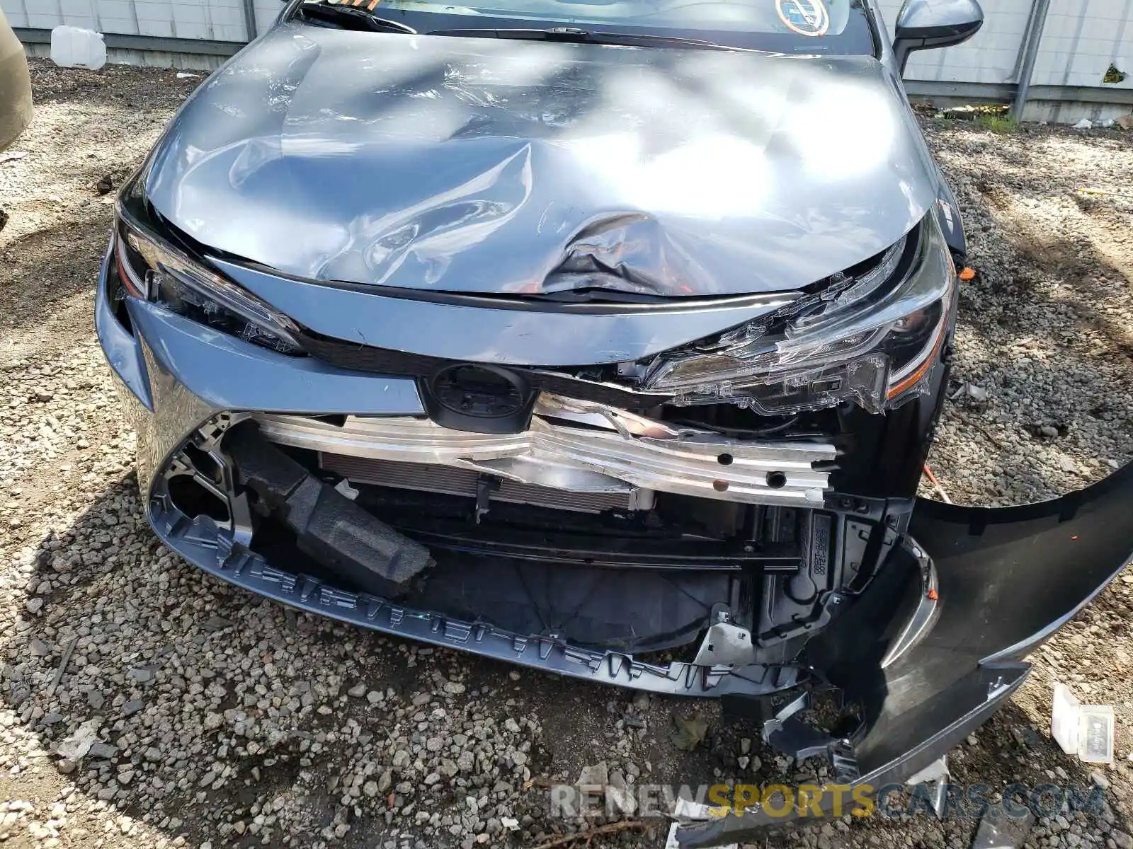 9 Photograph of a damaged car JTDEPMAE8MJ130255 TOYOTA COROLLA 2021