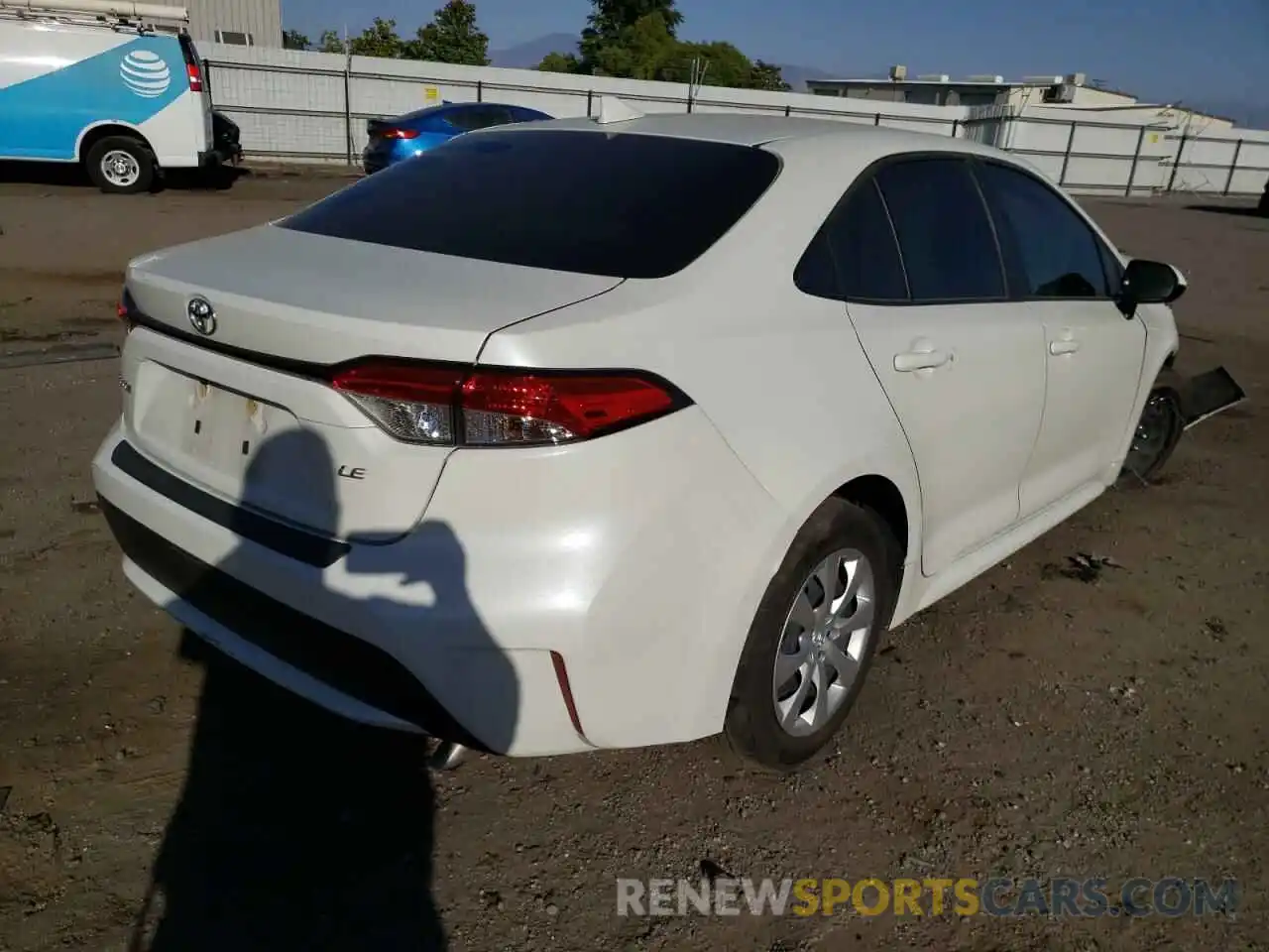 4 Photograph of a damaged car JTDEPMAE8MJ131051 TOYOTA COROLLA 2021