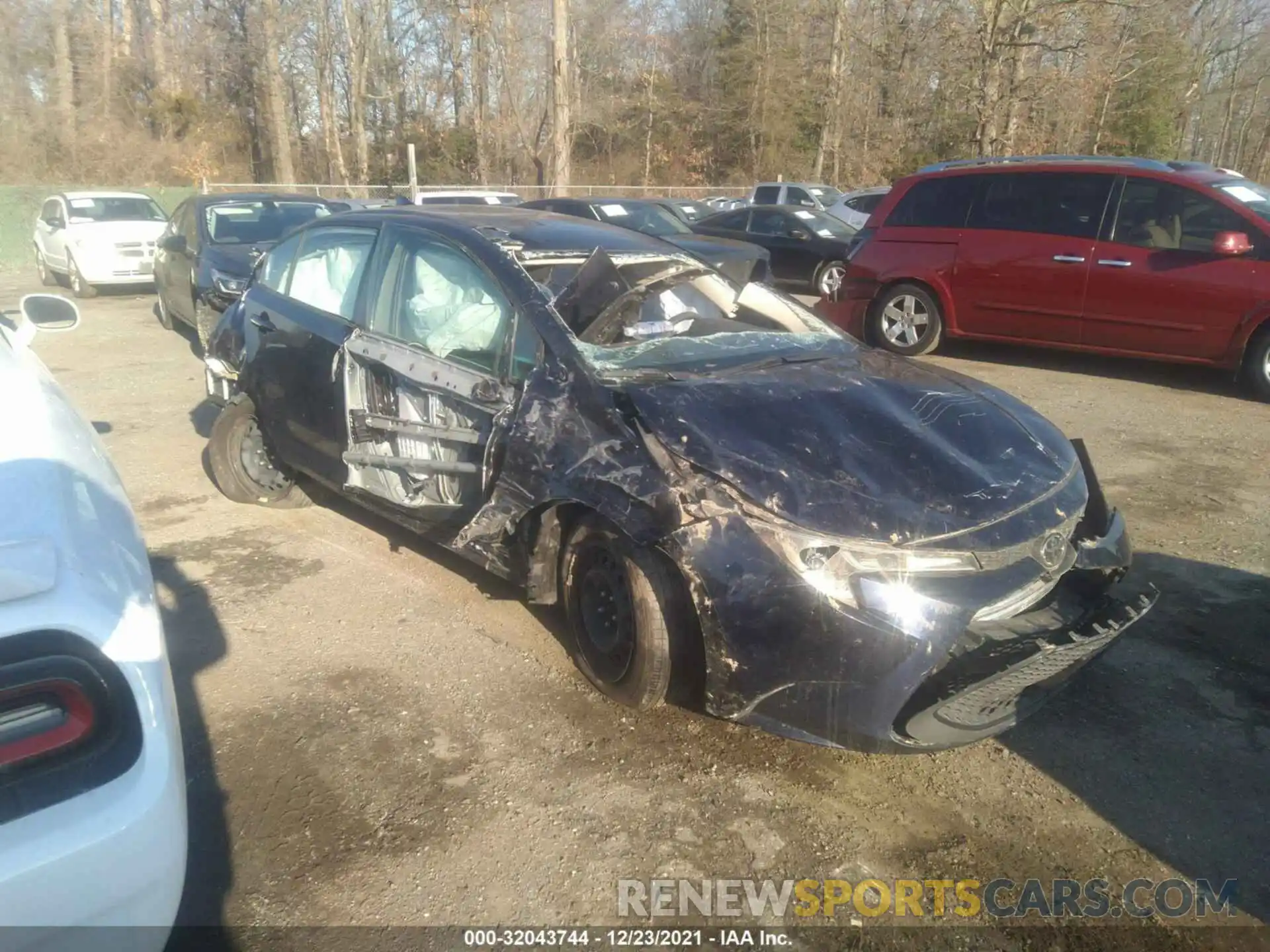 1 Photograph of a damaged car JTDEPMAE8MJ132667 TOYOTA COROLLA 2021