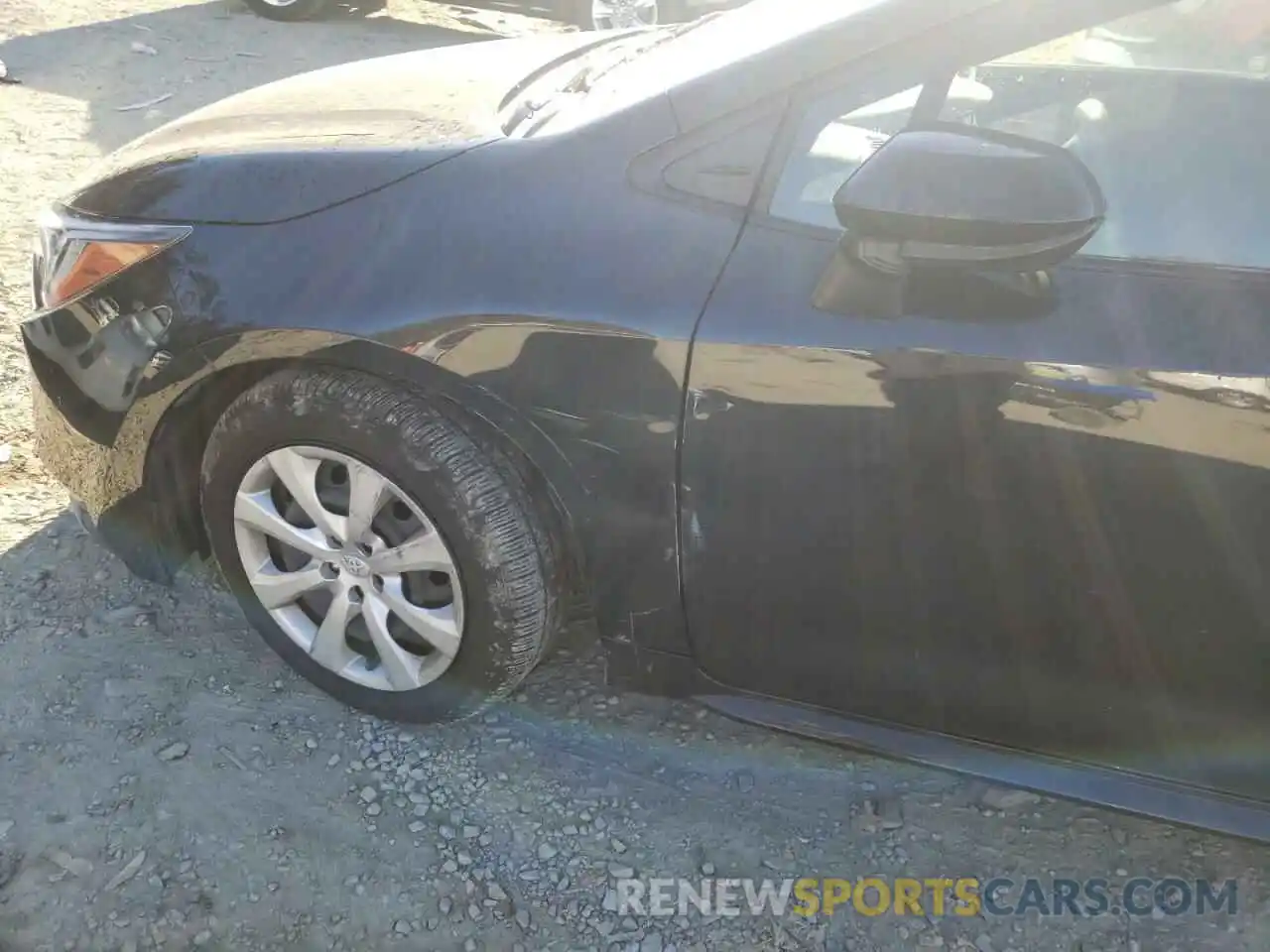 9 Photograph of a damaged car JTDEPMAE8MJ139375 TOYOTA COROLLA 2021