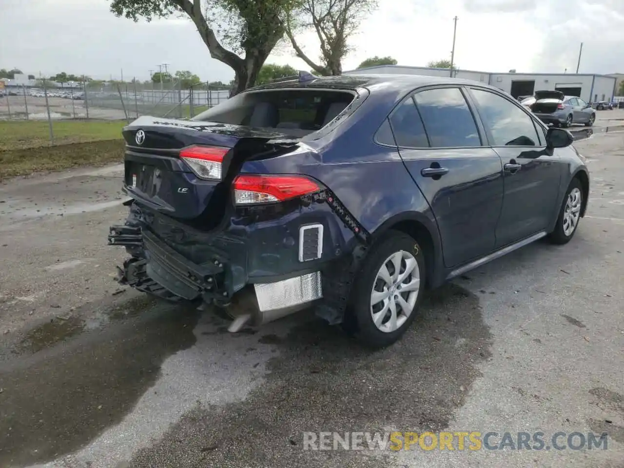 4 Photograph of a damaged car JTDEPMAE8MJ143412 TOYOTA COROLLA 2021