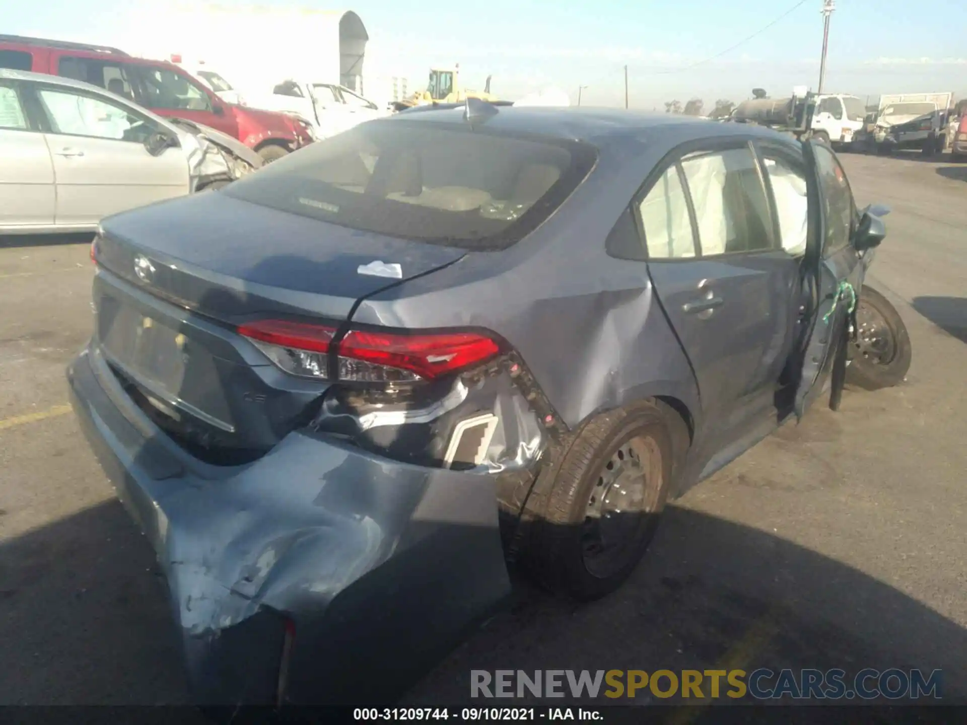 4 Photograph of a damaged car JTDEPMAE8MJ152448 TOYOTA COROLLA 2021