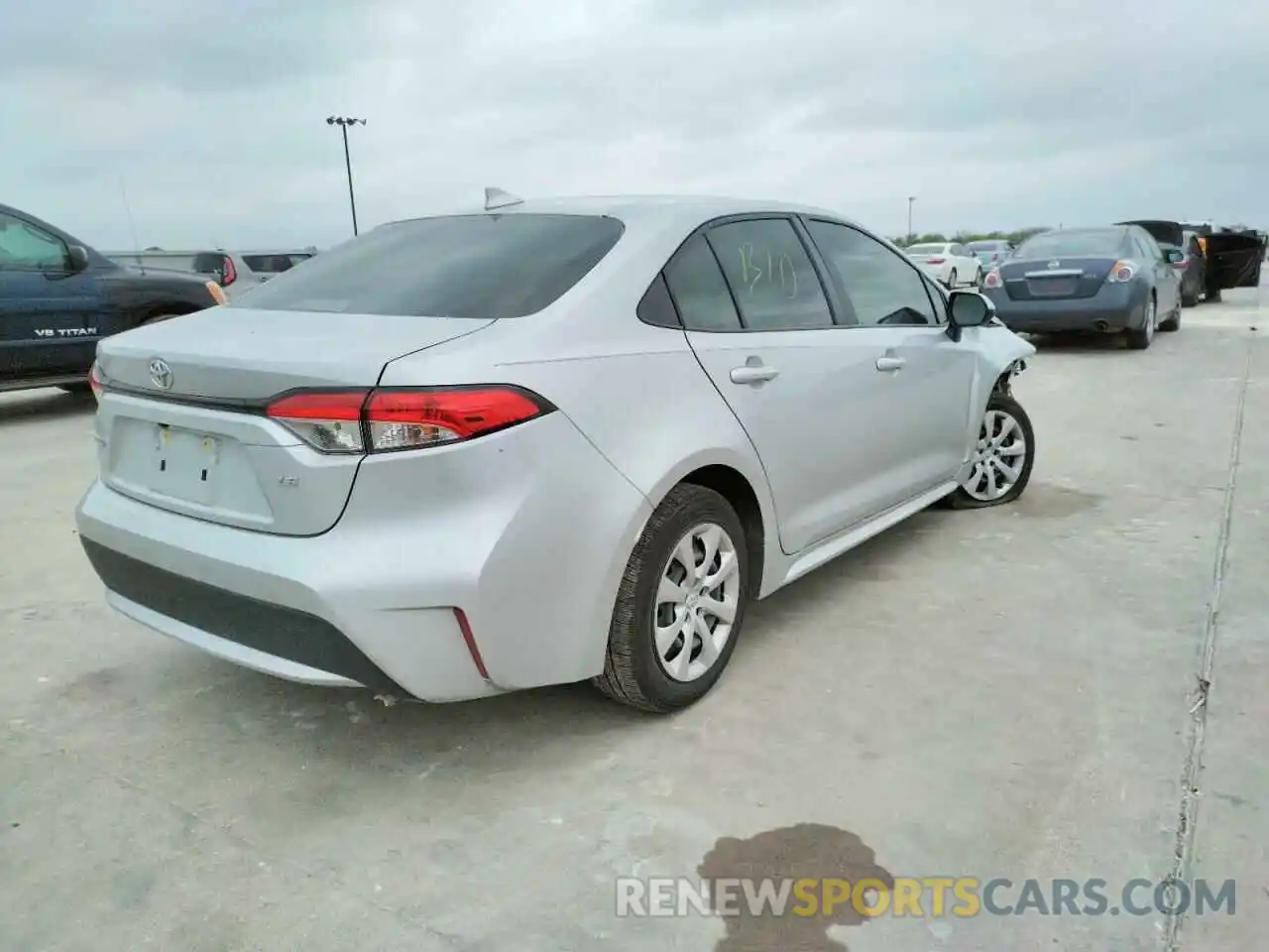 4 Photograph of a damaged car JTDEPMAE8MJ154359 TOYOTA COROLLA 2021