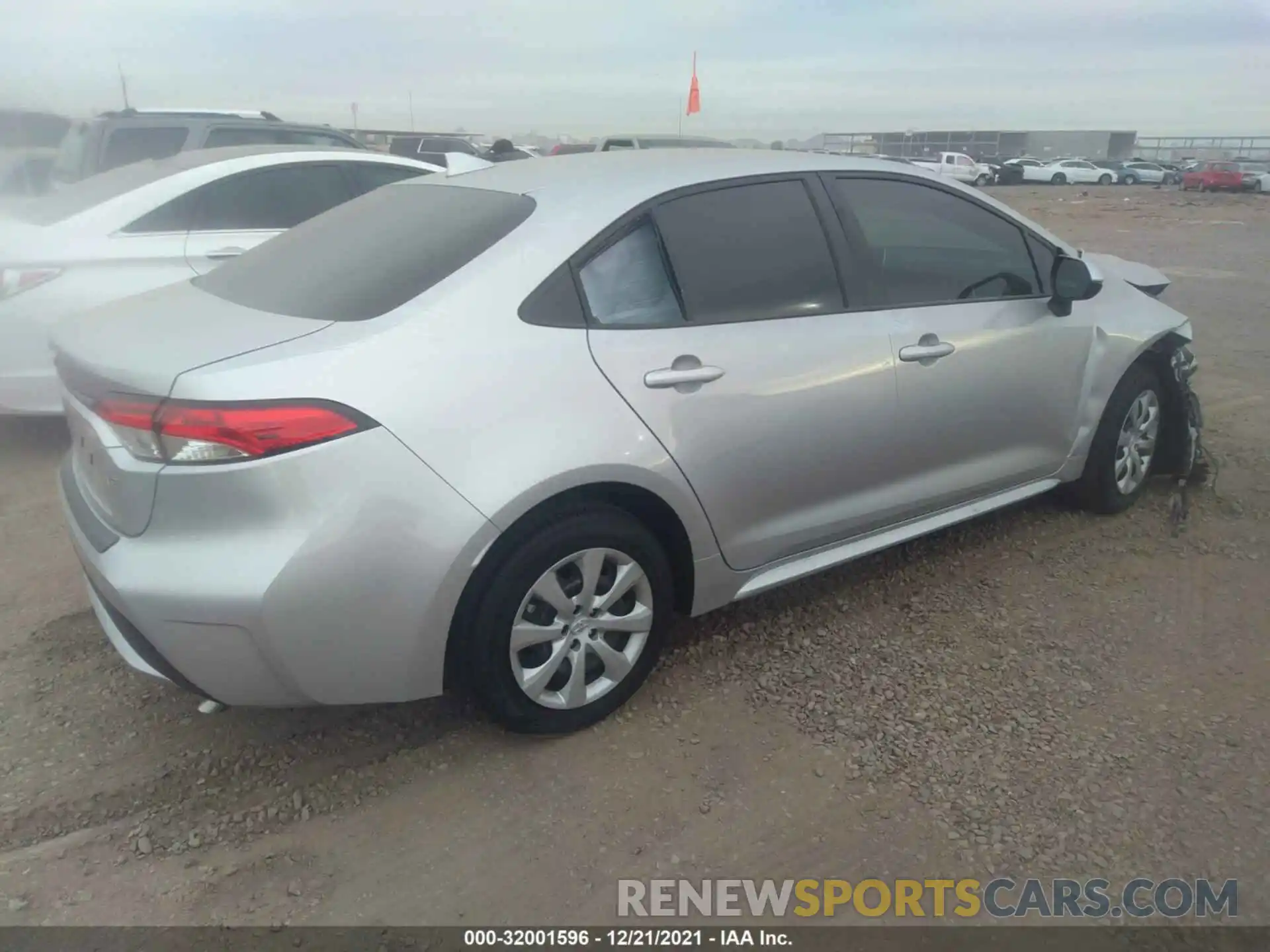 4 Photograph of a damaged car JTDEPMAE8MJ165913 TOYOTA COROLLA 2021