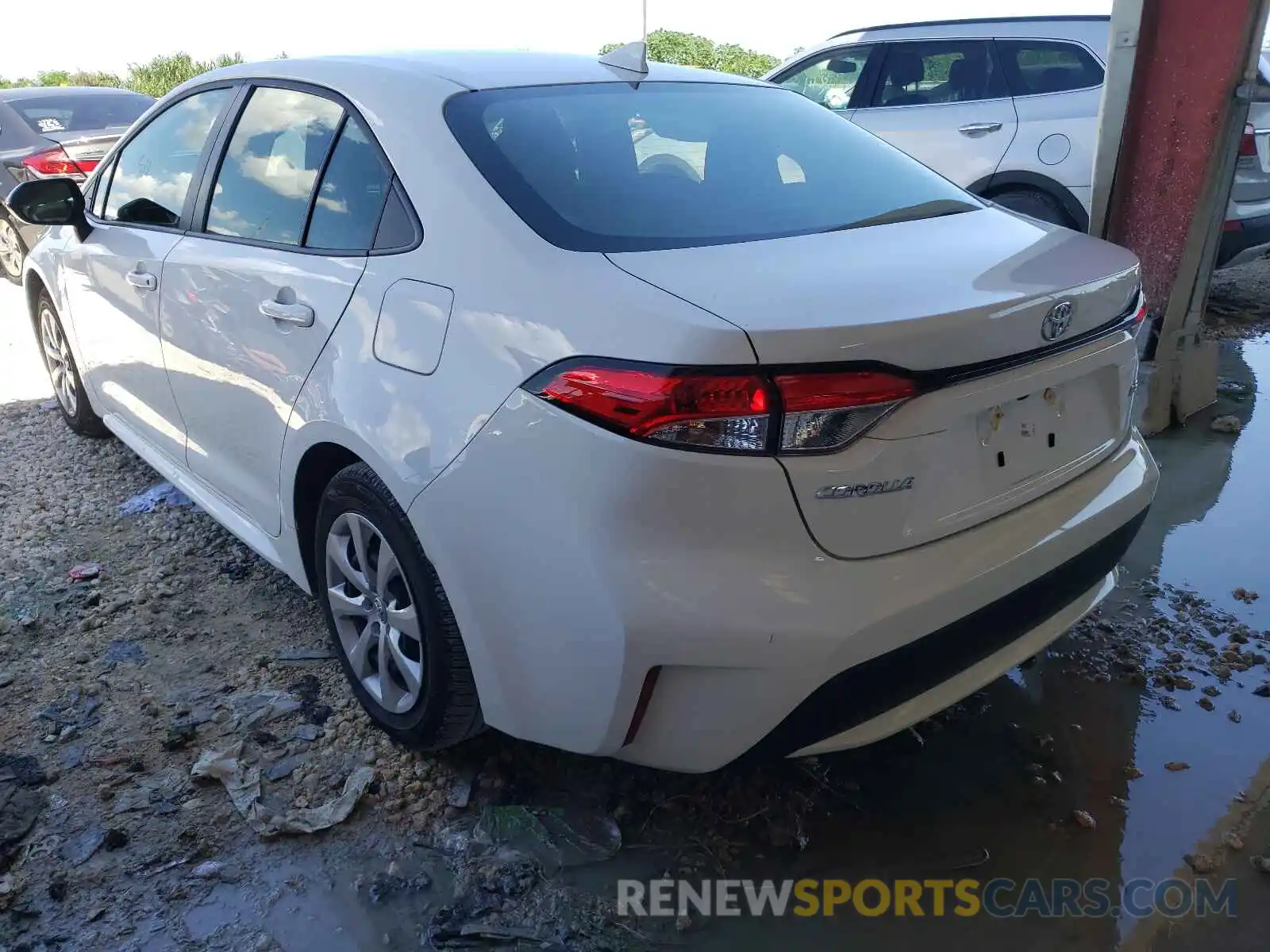 3 Photograph of a damaged car JTDEPMAE8MJ165961 TOYOTA COROLLA 2021