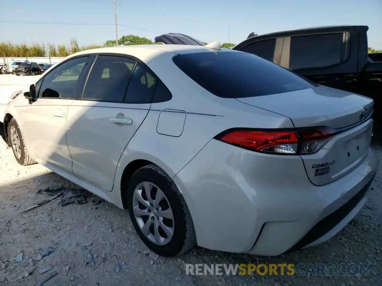 3 Photograph of a damaged car JTDEPMAE8MJ167810 TOYOTA COROLLA 2021