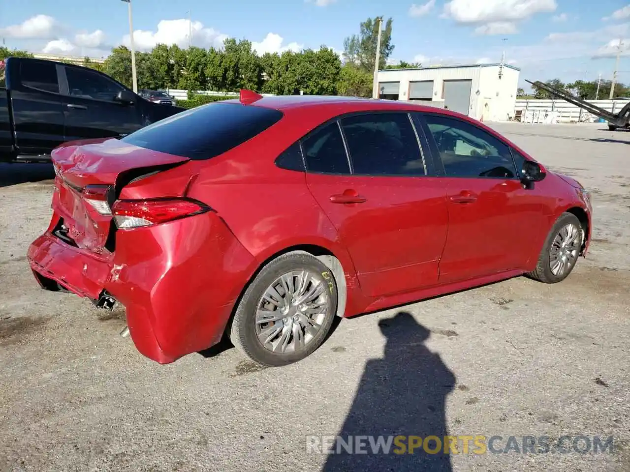 3 Photograph of a damaged car JTDEPMAE8MJ174174 TOYOTA COROLLA 2021