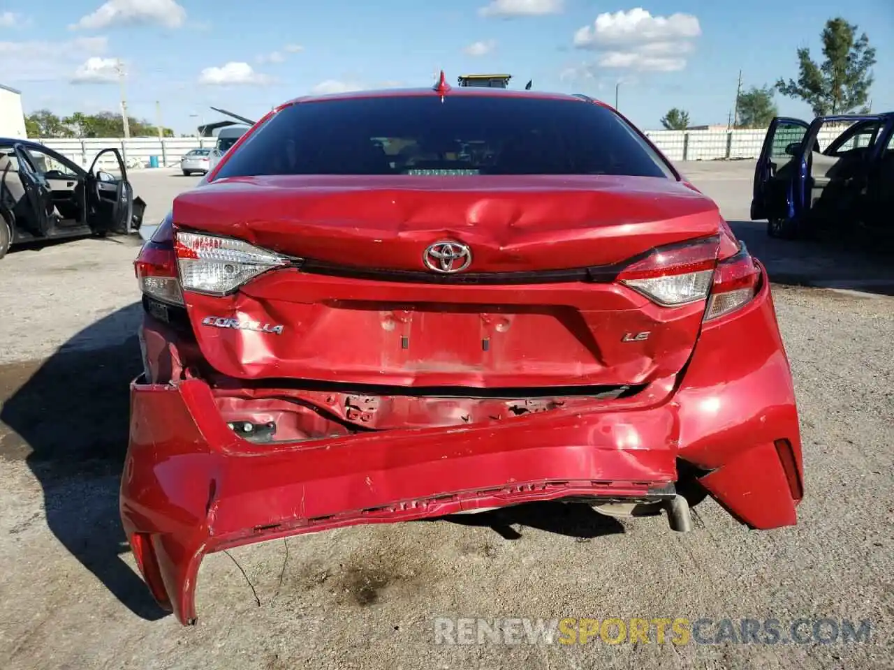 6 Photograph of a damaged car JTDEPMAE8MJ174174 TOYOTA COROLLA 2021